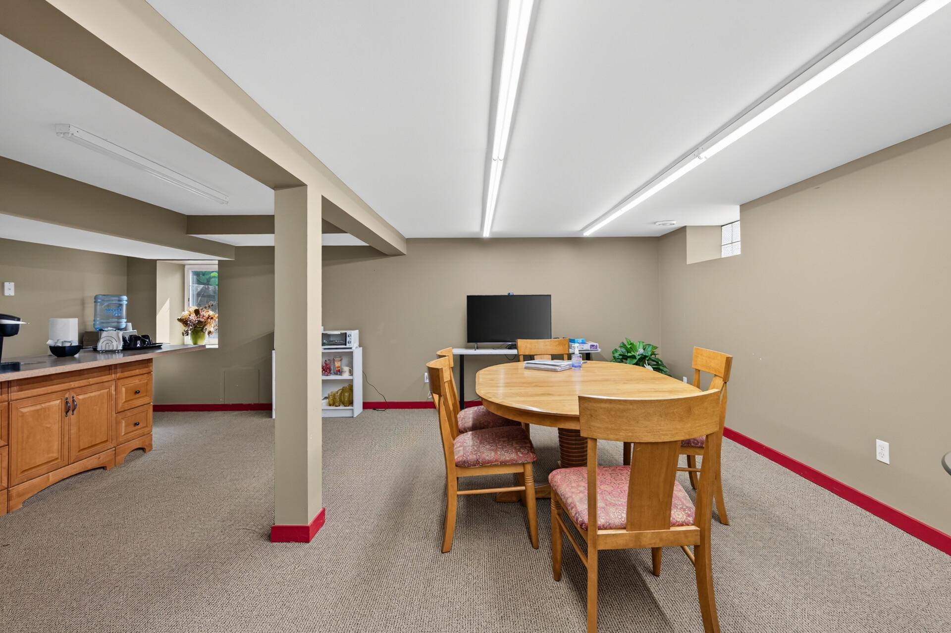 View of Commercial Sale at 1069 Robert Street, West Saint Paul MN 55118, West Saint Paul (28 of 44) - Mike Wilen | Minnesota Team Real Estate