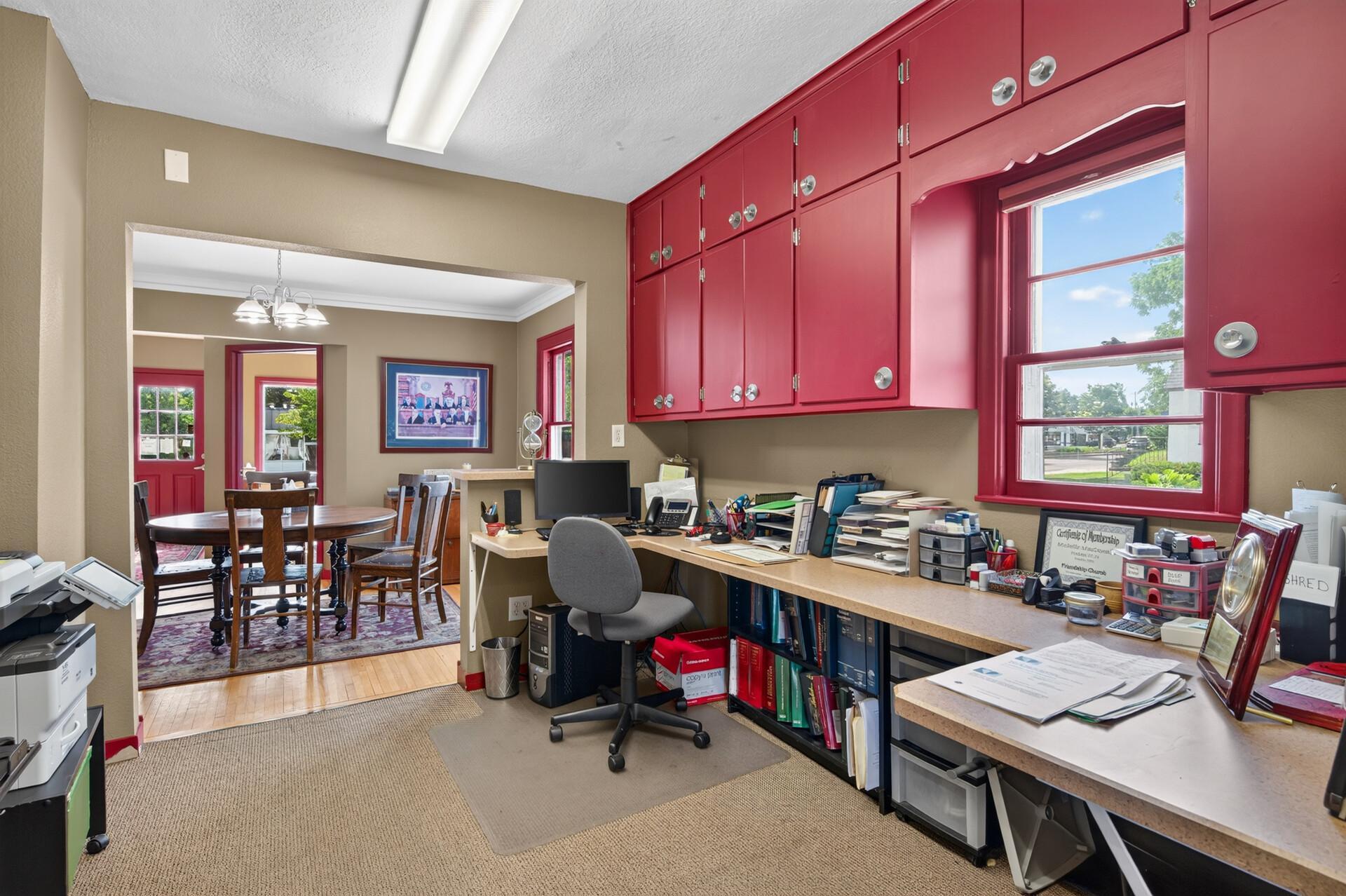 View of Commercial Sale at 1069 Robert Street, West Saint Paul MN 55118, West Saint Paul (15 of 44) - Mike Wilen | Minnesota Team Real Estate