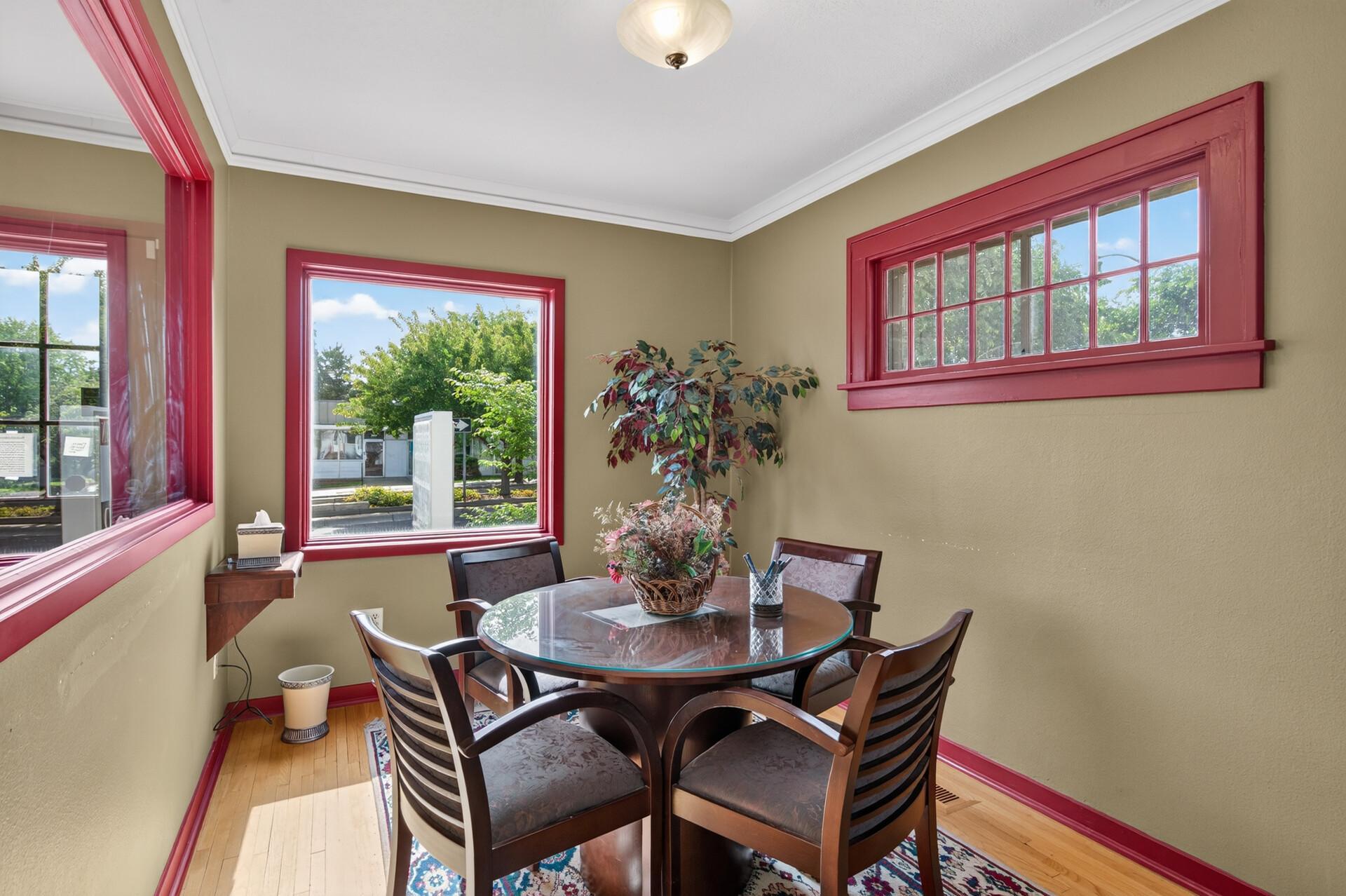 View of Commercial Sale at 1069 Robert Street, West Saint Paul MN 55118, West Saint Paul (10 of 44) - Mike Wilen | Minnesota Team Real Estate
