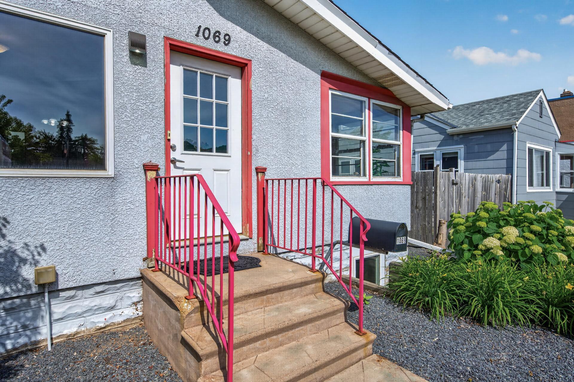 View of Commercial Sale at 1069 Robert Street, West Saint Paul MN 55118, West Saint Paul (5 of 44) - Mike Wilen | Minnesota Team Real Estate