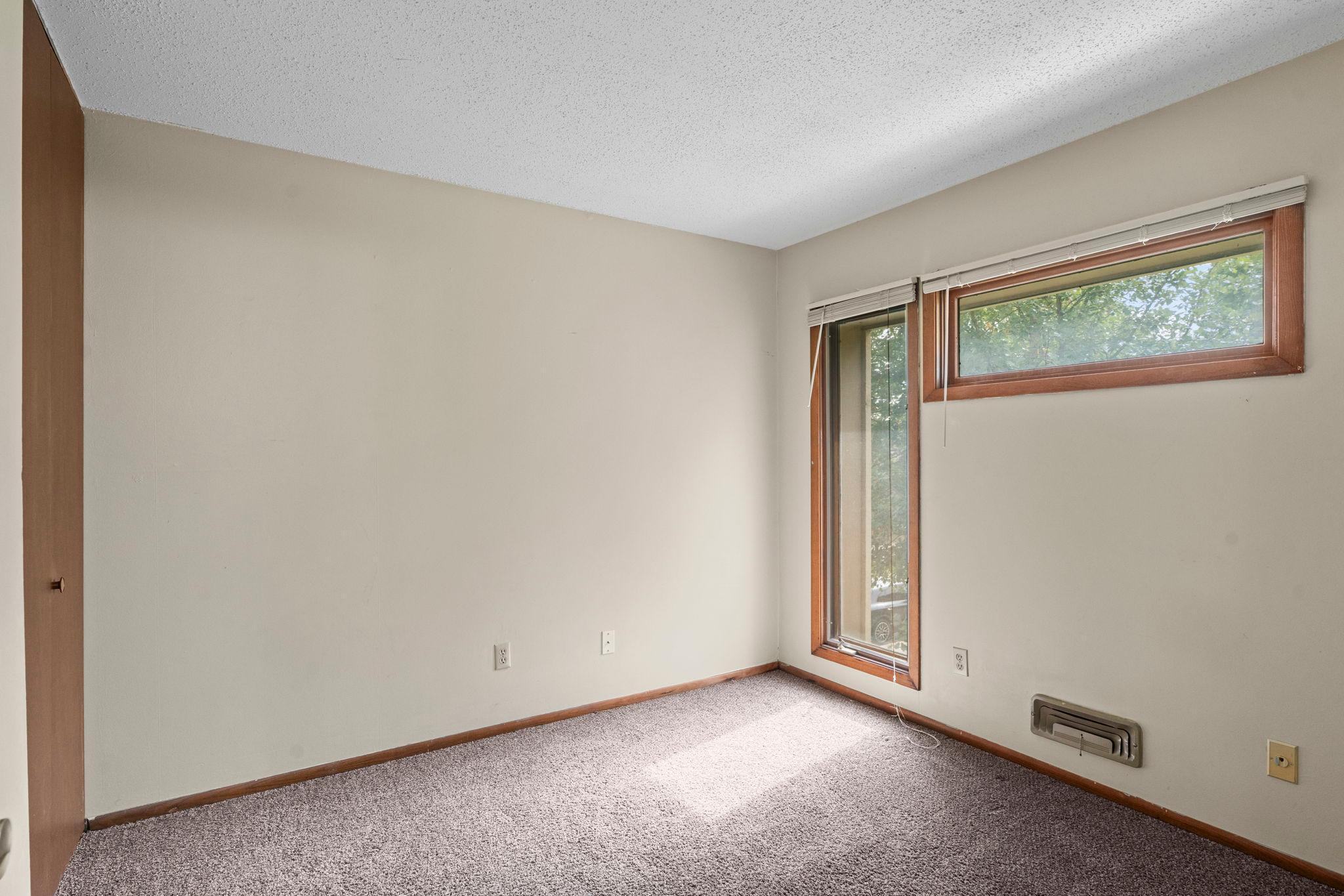 View of Residential at 365 43rd Street, Minneapolis MN 55409, Minneapolis (16 of 44) - Mike Wilen | Minnesota Team Real Estate