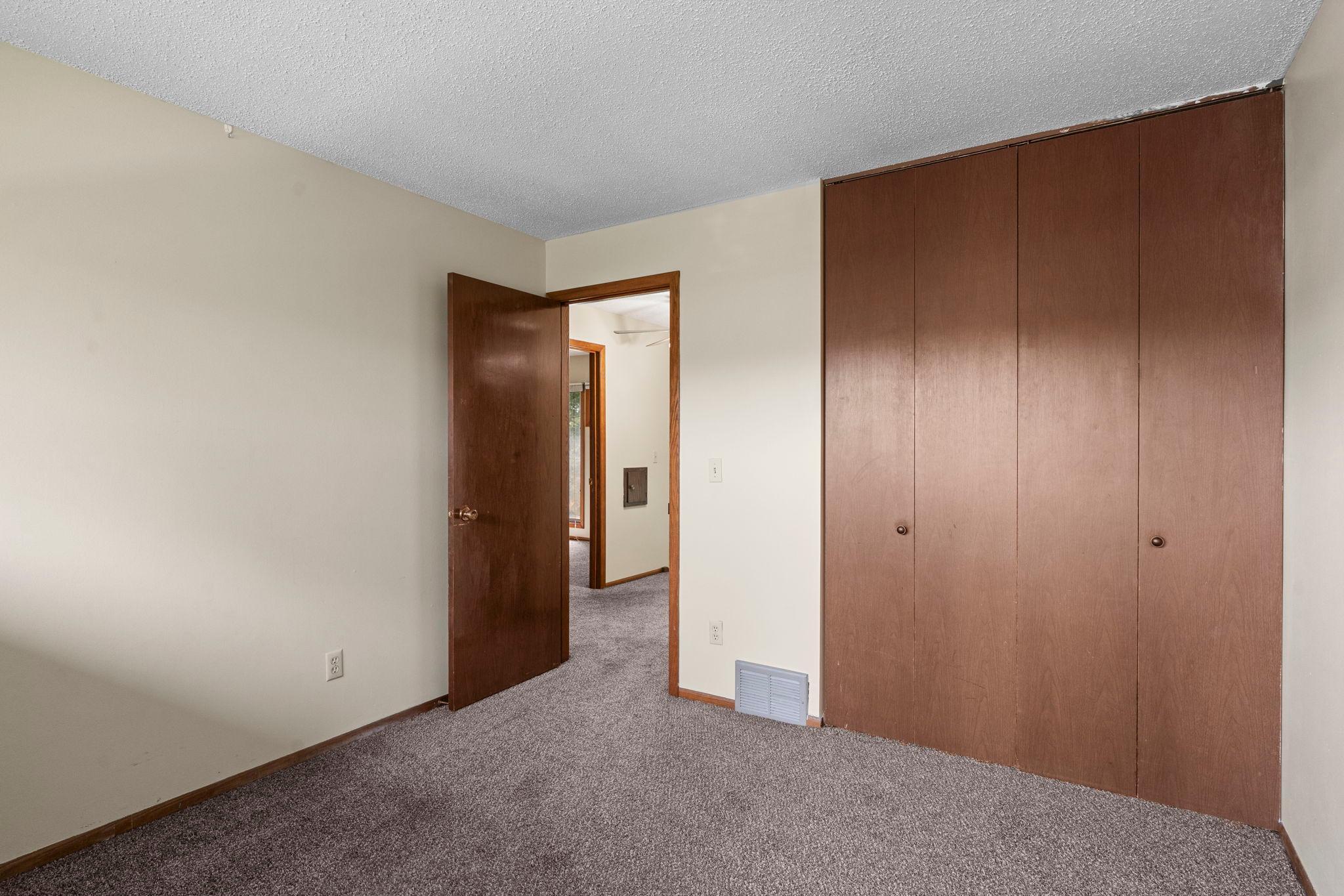View of Residential at 365 43rd Street, Minneapolis MN 55409, Minneapolis (15 of 44) - Mike Wilen | Minnesota Team Real Estate