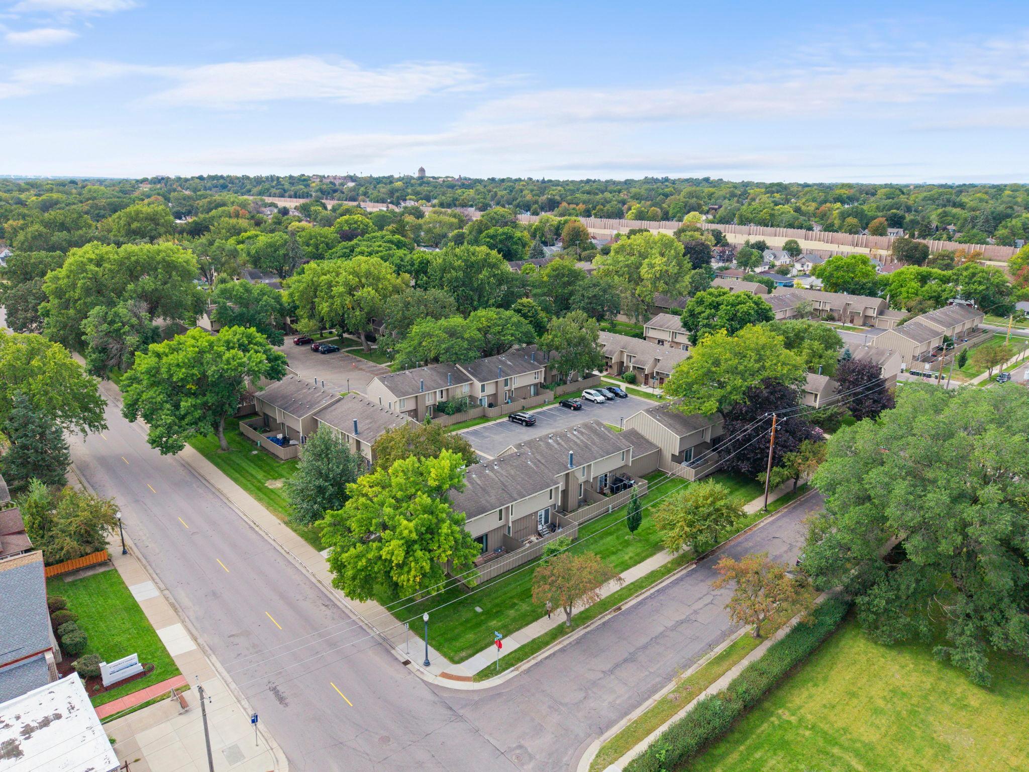 View of Residential at 365 43rd Street, Minneapolis MN 55409, Minneapolis (34 of 44) - Mike Wilen | Minnesota Team Real Estate