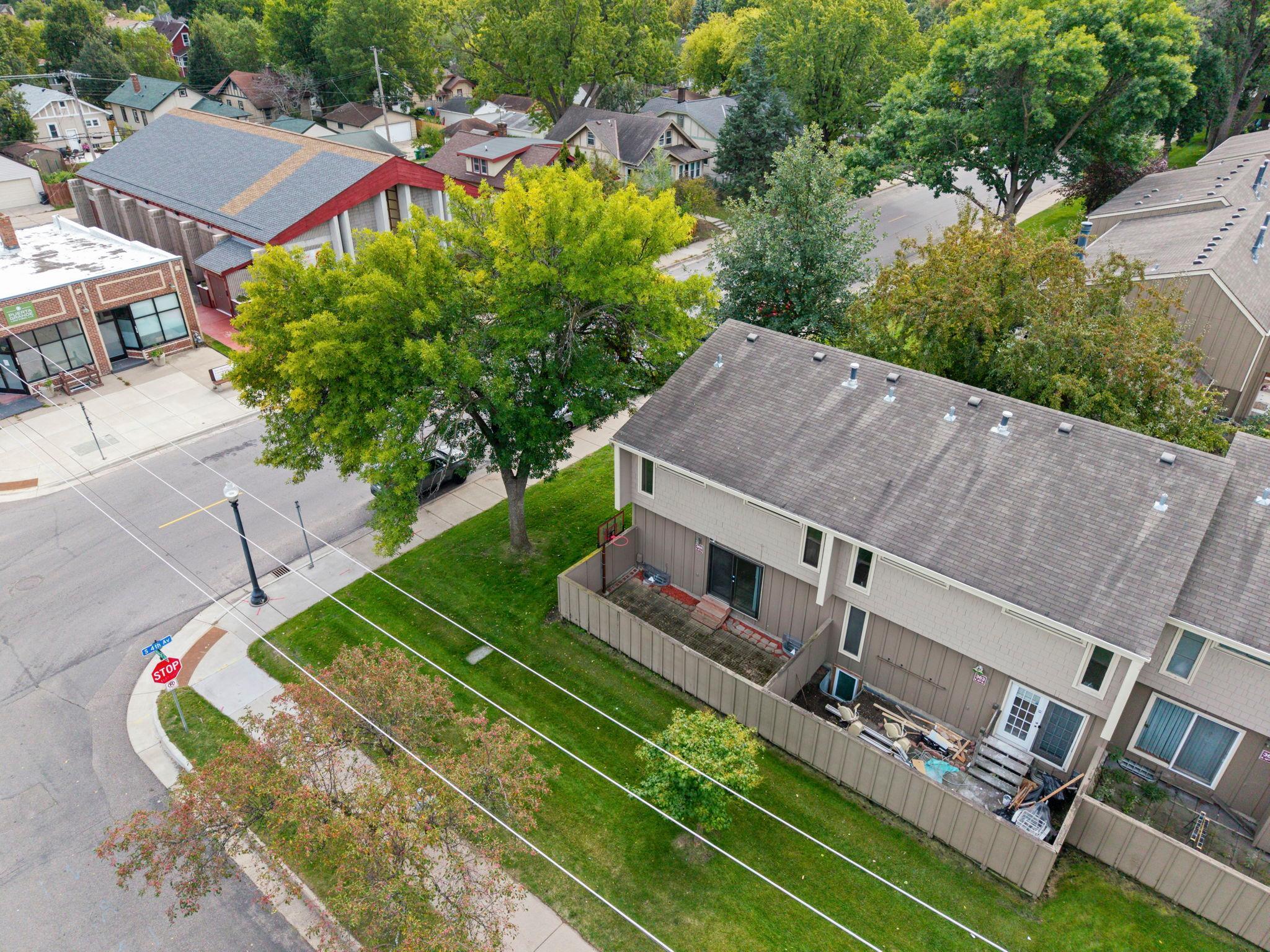View of Residential at 365 43rd Street, Minneapolis MN 55409, Minneapolis (32 of 44) - Mike Wilen | Minnesota Team Real Estate