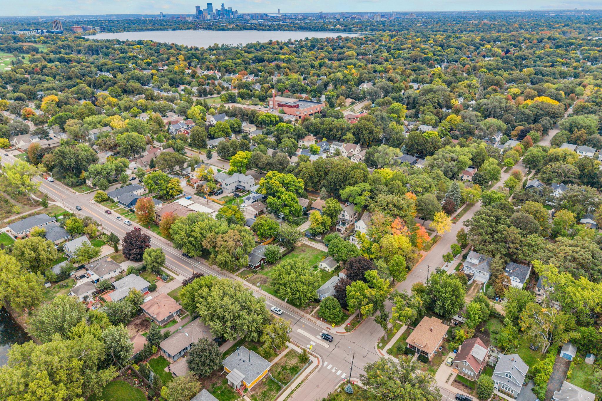 View of Residential at 4128 Ewing Avenue, Minneapolis MN 55410, Minneapolis (48 of 56) - Mike Wilen | Minnesota Team Real Estate