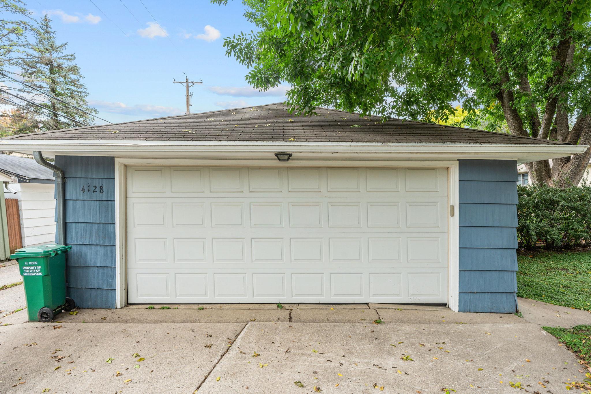 View of Residential at 4128 Ewing Avenue, Minneapolis MN 55410, Minneapolis (40 of 56) - Mike Wilen | Minnesota Team Real Estate