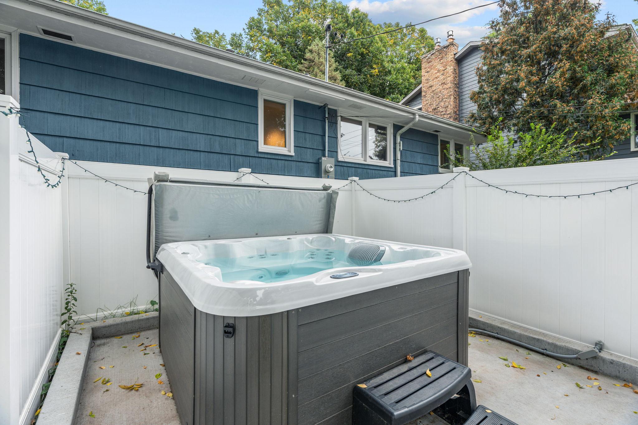 View of Residential at 4128 Ewing Avenue, Minneapolis MN 55410, Minneapolis (39 of 56) - Mike Wilen | Minnesota Team Real Estate