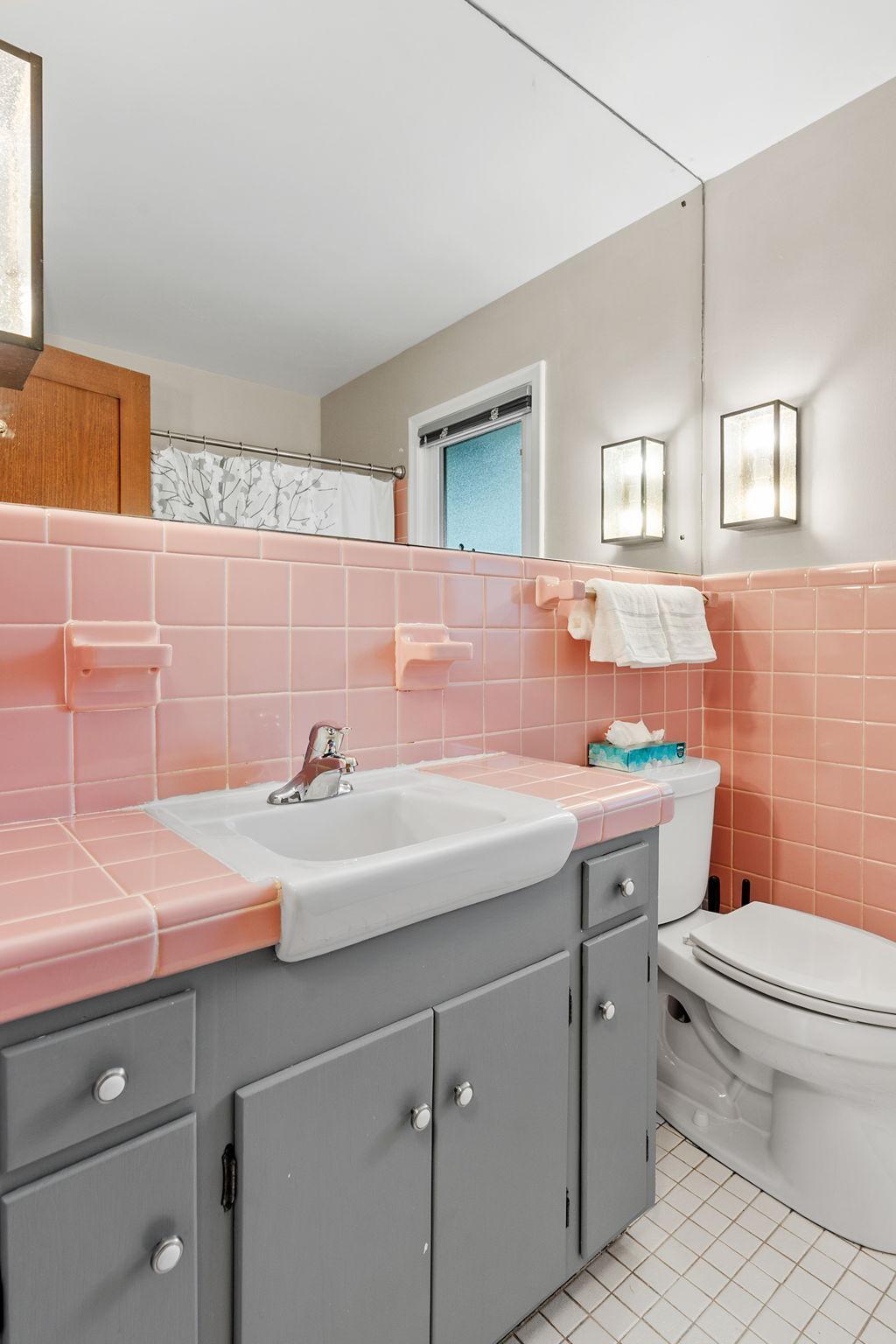 View of Residential at 4128 Ewing Avenue, Minneapolis MN 55410, Minneapolis (23 of 56) - Mike Wilen | Minnesota Team Real Estate