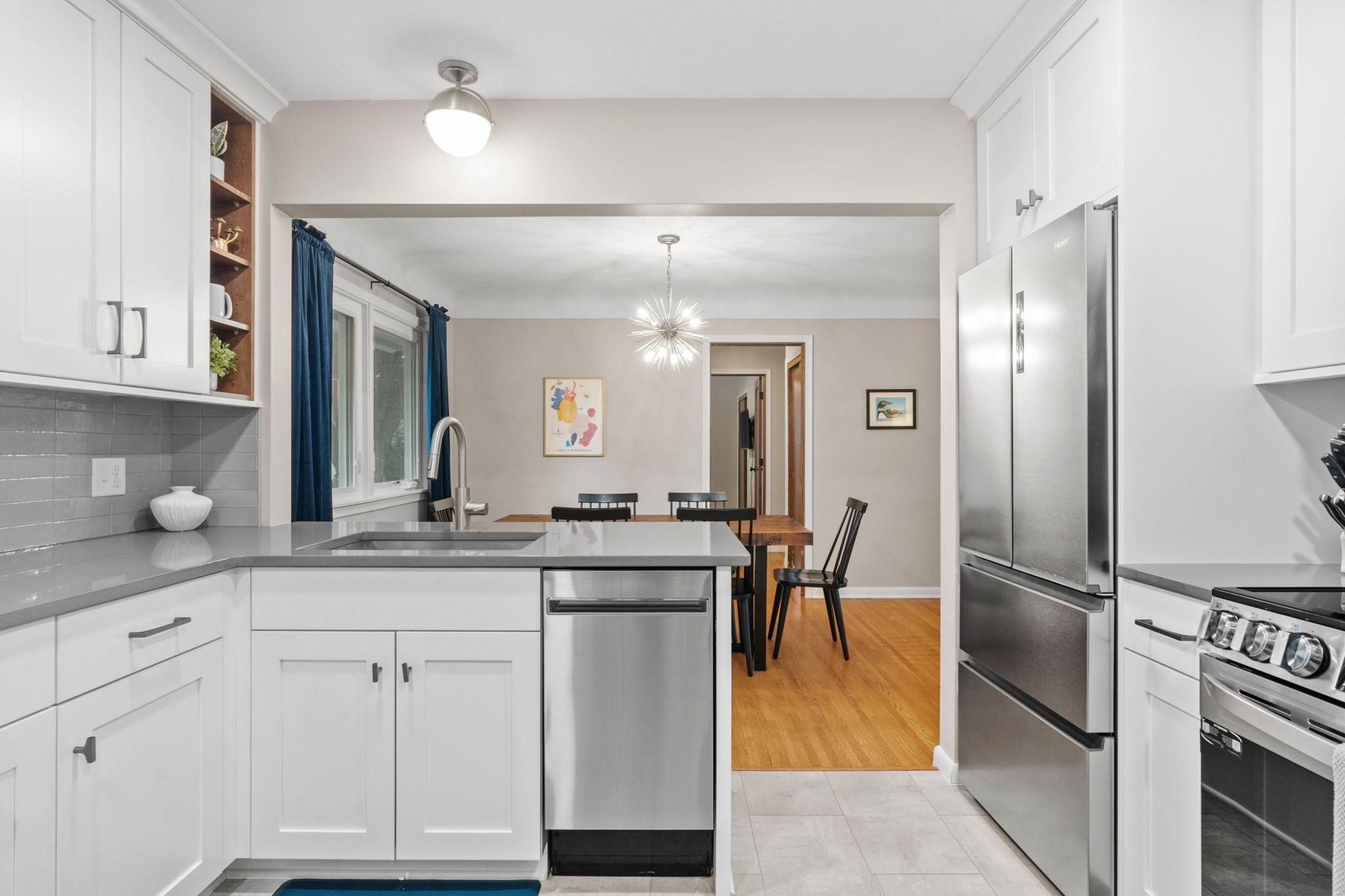 View of Residential at 4128 Ewing Avenue, Minneapolis MN 55410, Minneapolis (15 of 56) - Mike Wilen | Minnesota Team Real Estate