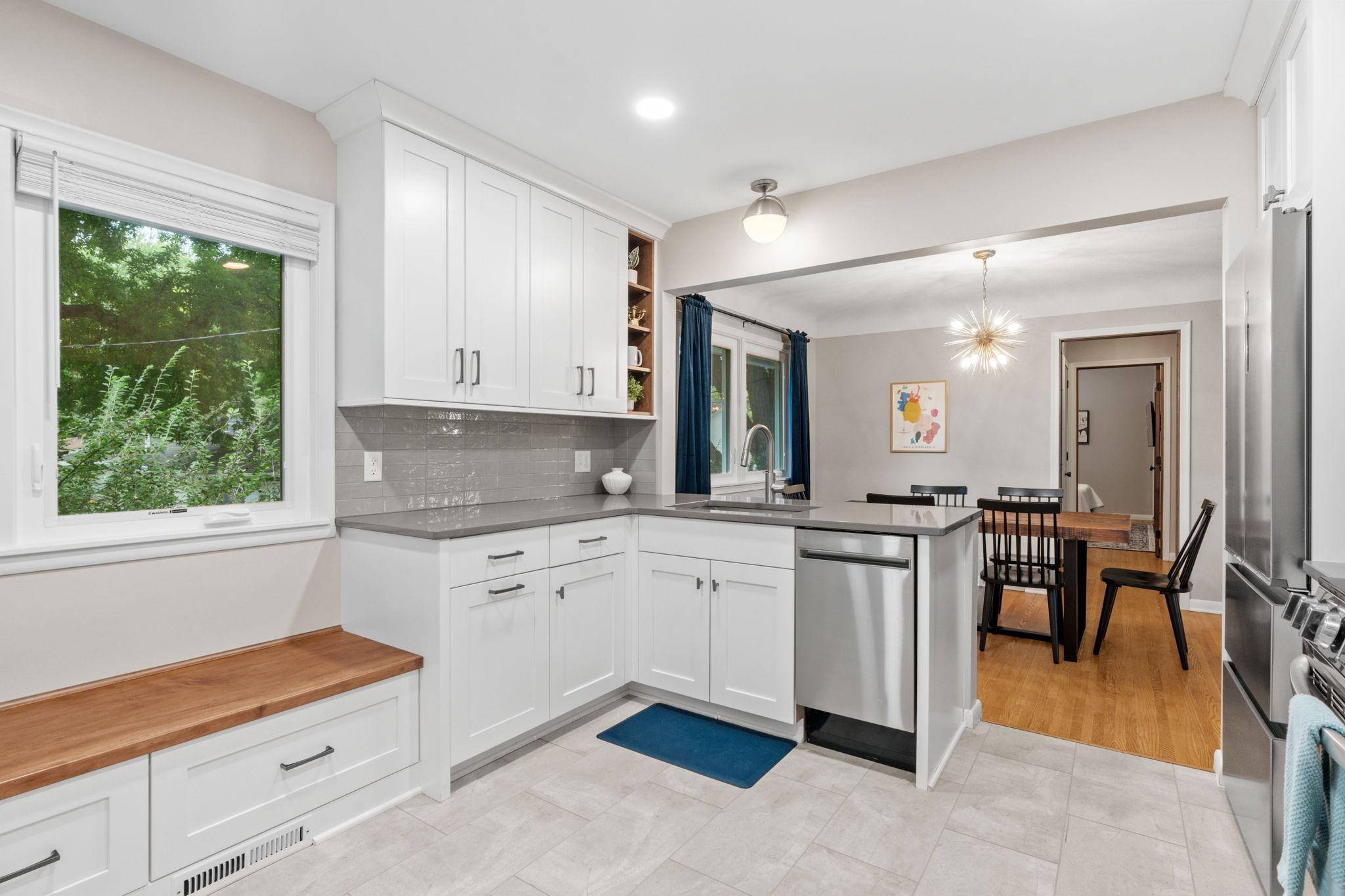 View of Residential at 4128 Ewing Avenue, Minneapolis MN 55410, Minneapolis (14 of 56) - Mike Wilen | Minnesota Team Real Estate