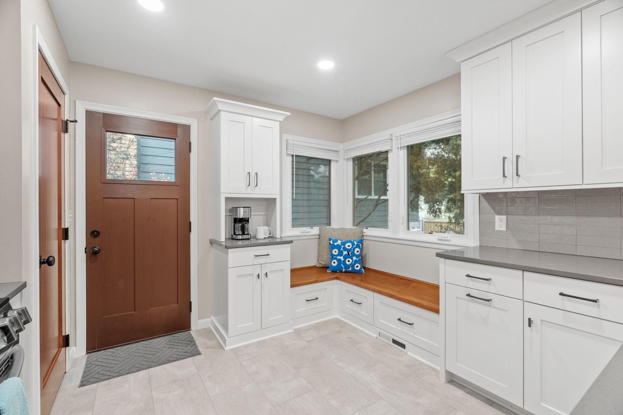 View of Residential at 4128 Ewing Avenue, Minneapolis MN 55410, Minneapolis (13 of 56) - Mike Wilen | Minnesota Team Real Estate