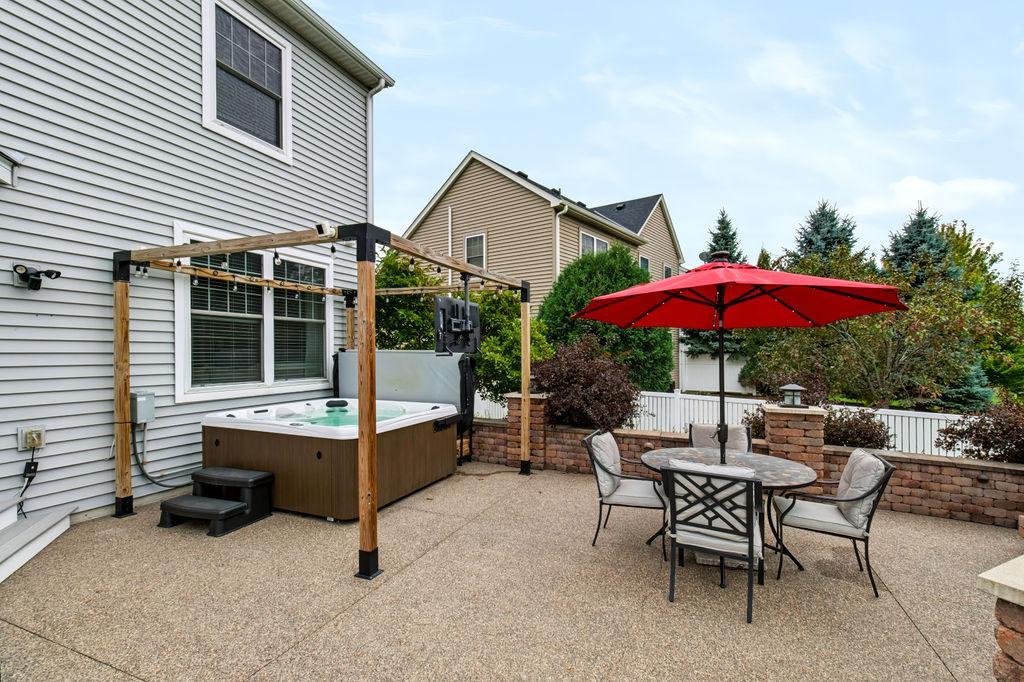 View of Residential at 8547 Kirkwood Lane, Maple Grove MN 55369, Maple Grove (37 of 46) - Mike Wilen | Minnesota Team Real Estate