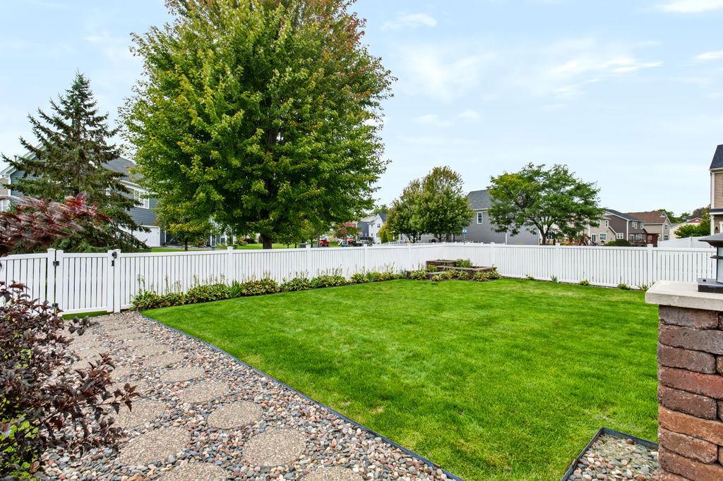 View of Residential at 8547 Kirkwood Lane, Maple Grove MN 55369, Maple Grove (42 of 46) - Mike Wilen | Minnesota Team Real Estate