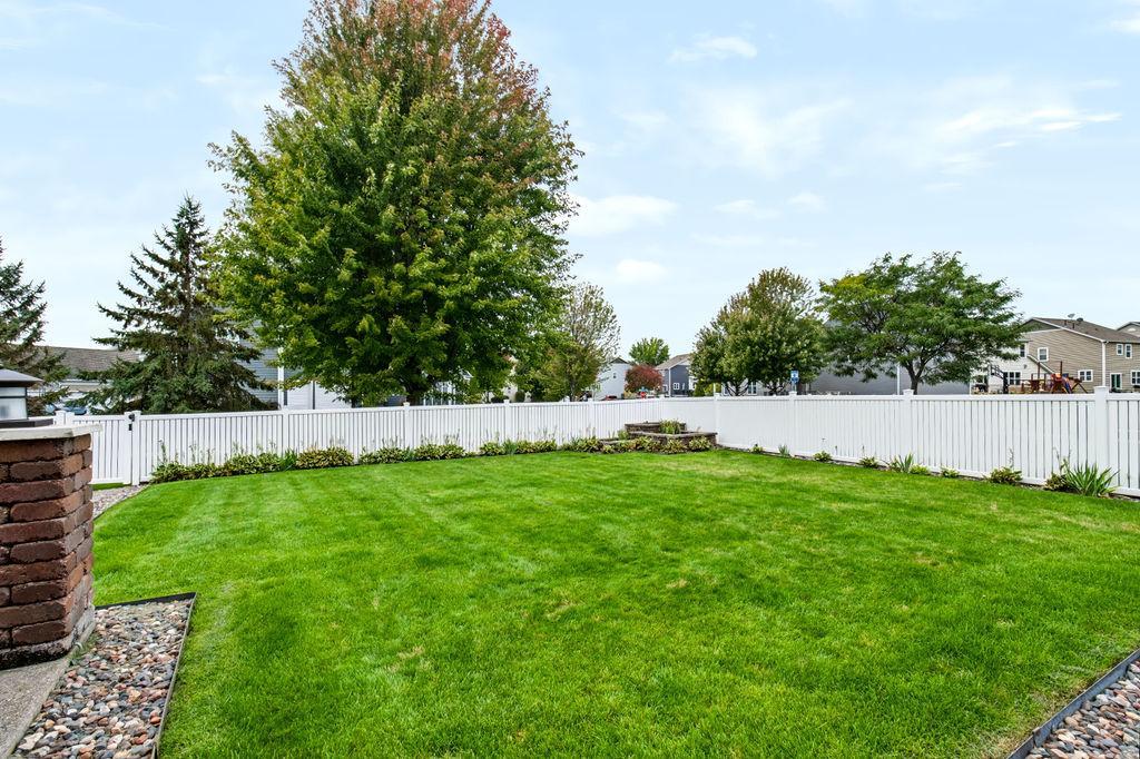 View of Residential at 8547 Kirkwood Lane, Maple Grove MN 55369, Maple Grove (41 of 46) - Mike Wilen | Minnesota Team Real Estate