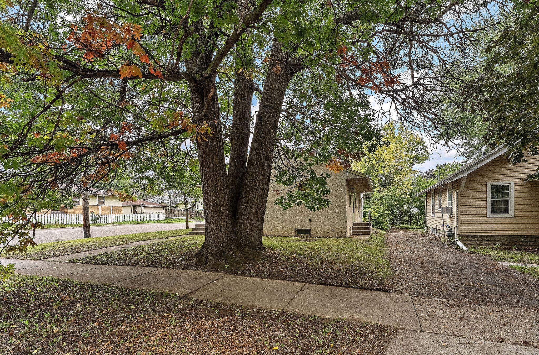 View of Residential at 1590 Payne Avenue, Saint Paul MN 55130, Saint Paul (22 of 23) - Mike Wilen | Minnesota Team Real Estate