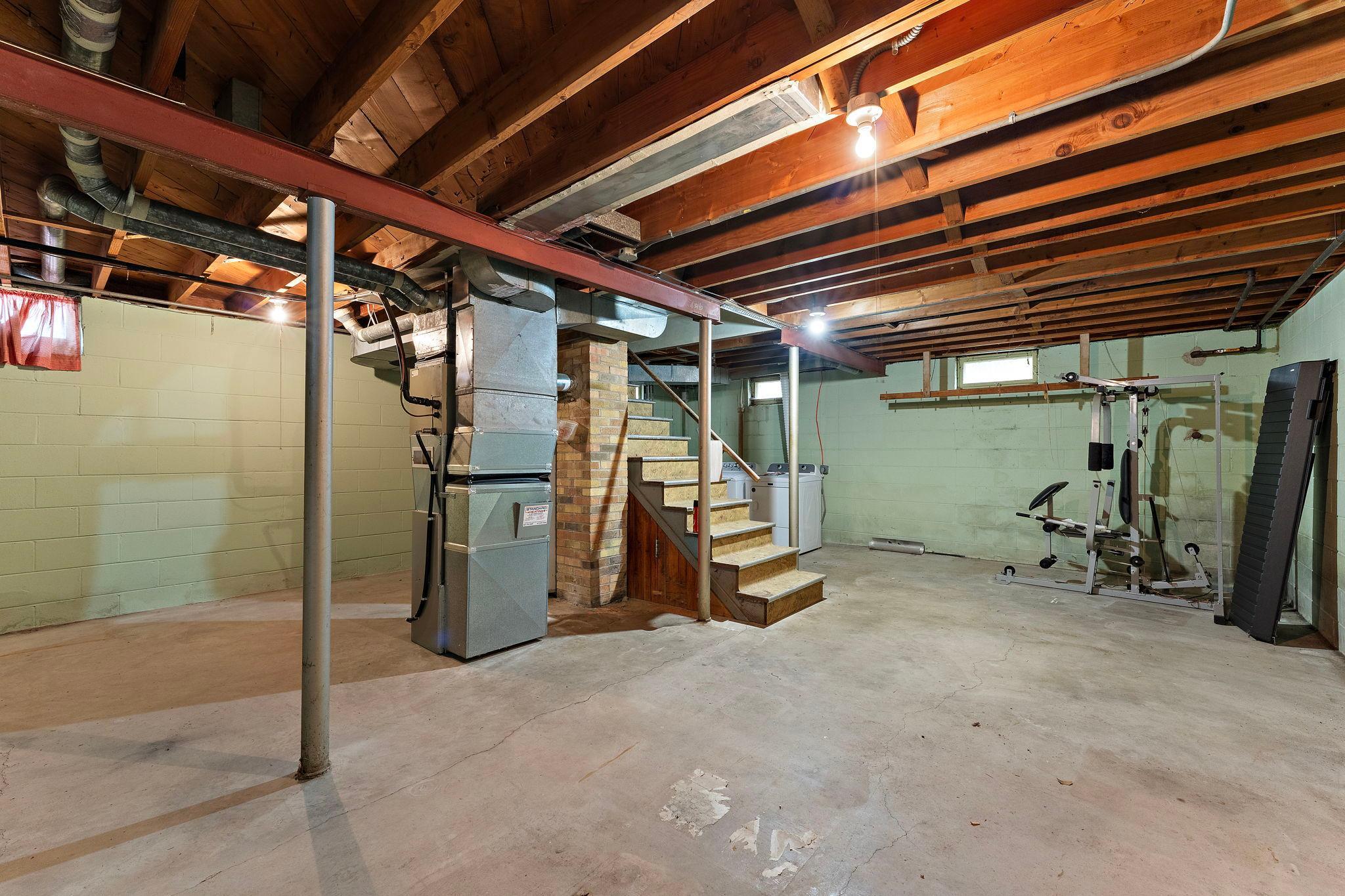 View of Residential at 1590 Payne Avenue, Saint Paul MN 55130, Saint Paul (16 of 23) - Mike Wilen | Minnesota Team Real Estate