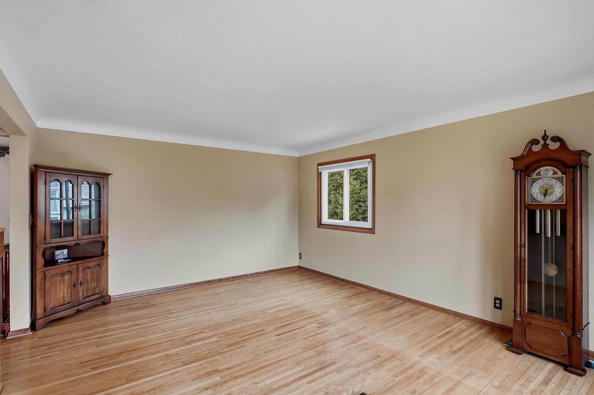 View of Residential at 1885 Manton Street, Maplewood MN 55109, Maplewood (11 of 42) - Mike Wilen | Minnesota Team Real Estate