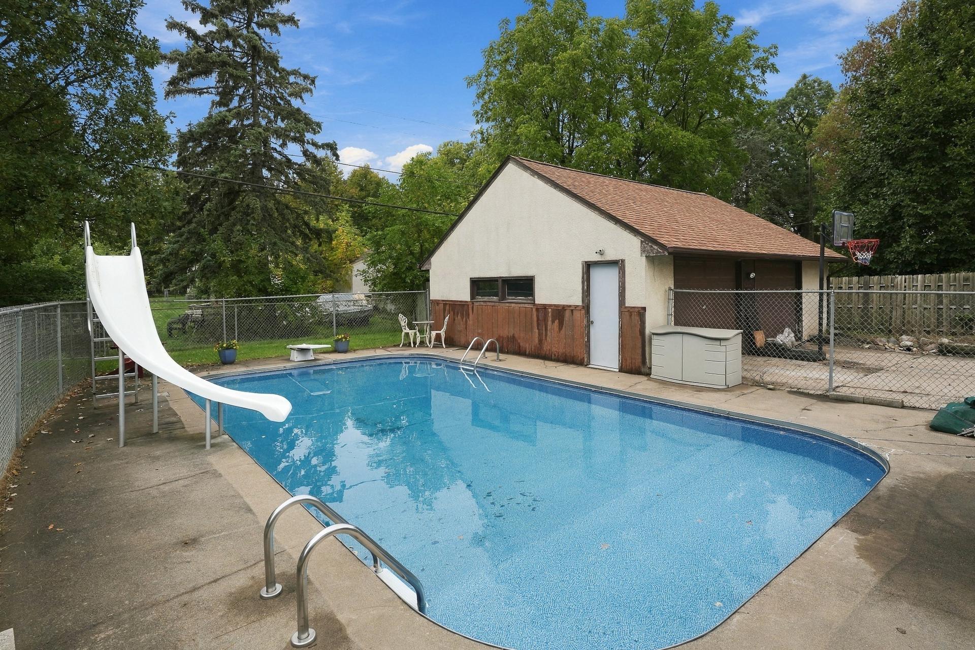 View of Residential at 1885 Manton Street, Maplewood MN 55109, Maplewood (37 of 42) - Mike Wilen | Minnesota Team Real Estate