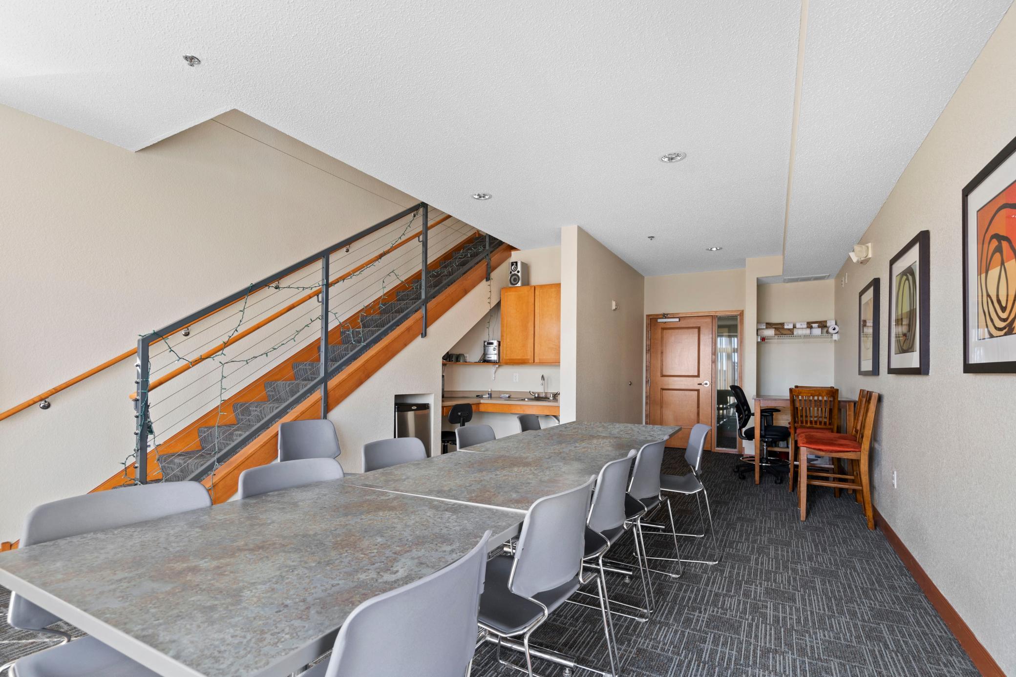 View of Residential at 1800 Clinton Avenue #407, Minneapolis MN 55404, Minneapolis (12 of 36) - Mike Wilen | Minnesota Team Real Estate
