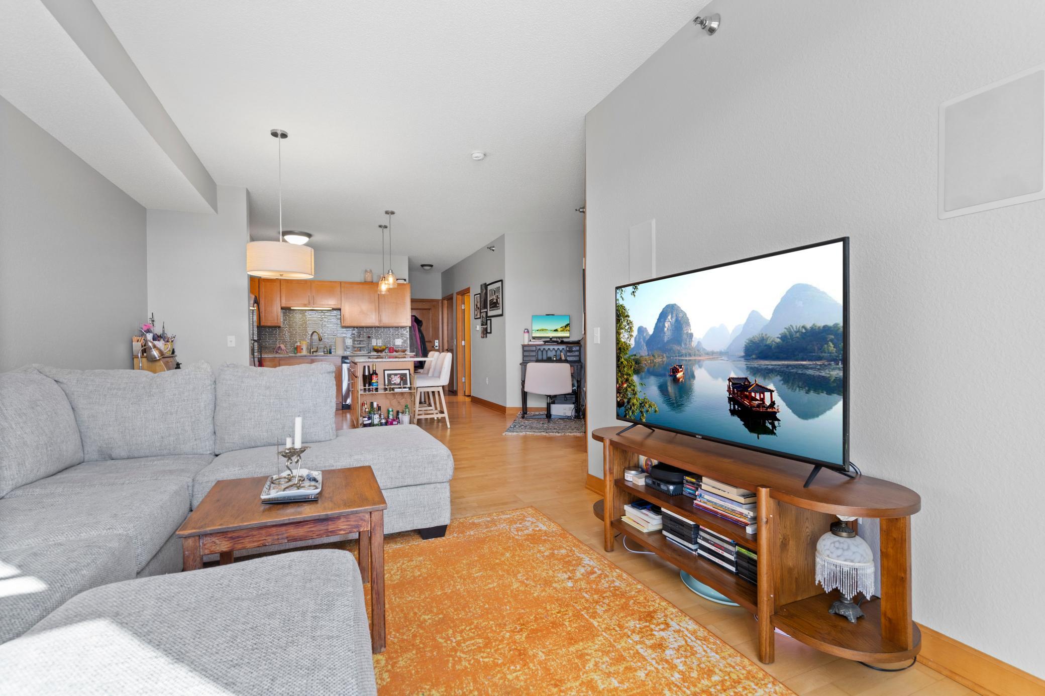View of Residential at 1800 Clinton Avenue #407, Minneapolis MN 55404, Minneapolis (21 of 36) - Mike Wilen | Minnesota Team Real Estate