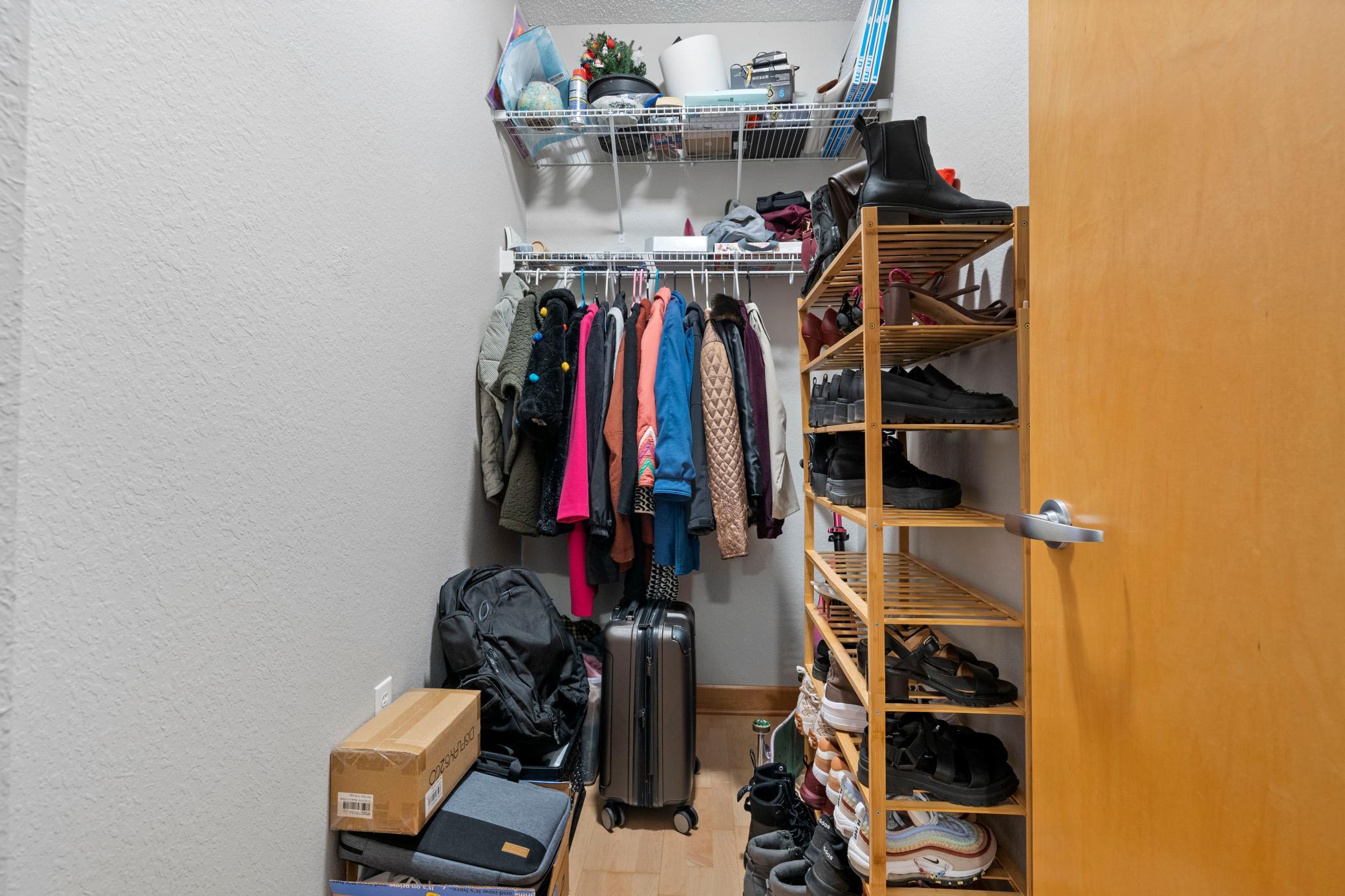 View of Residential at 1800 Clinton Avenue #407, Minneapolis MN 55404, Minneapolis (35 of 36) - Mike Wilen | Minnesota Team Real Estate