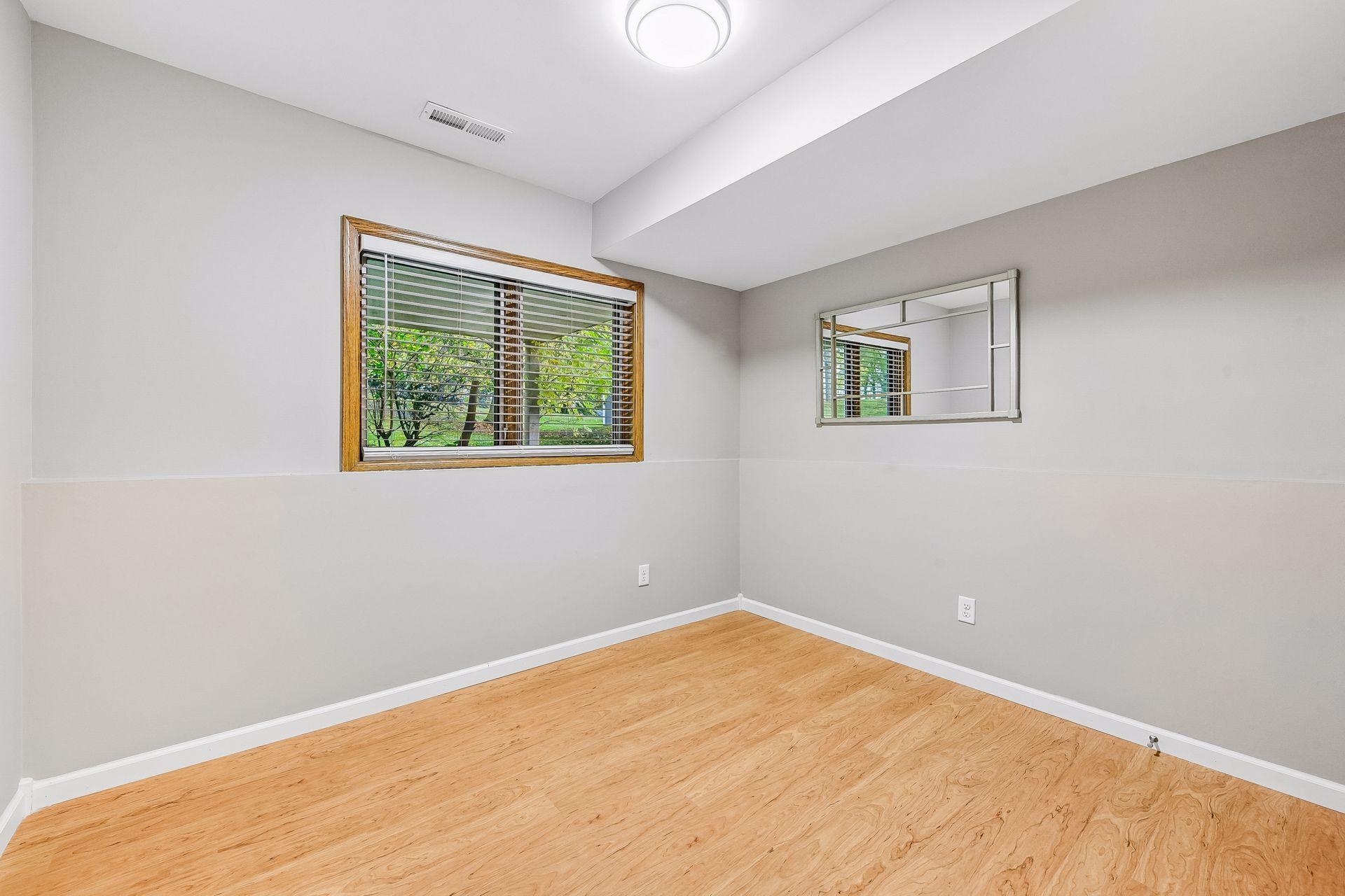 View of Residential at 3607 Sussex Place, Minnetonka MN 55345, Minnetonka (25 of 35) - Mike Wilen | Minnesota Team Real Estate