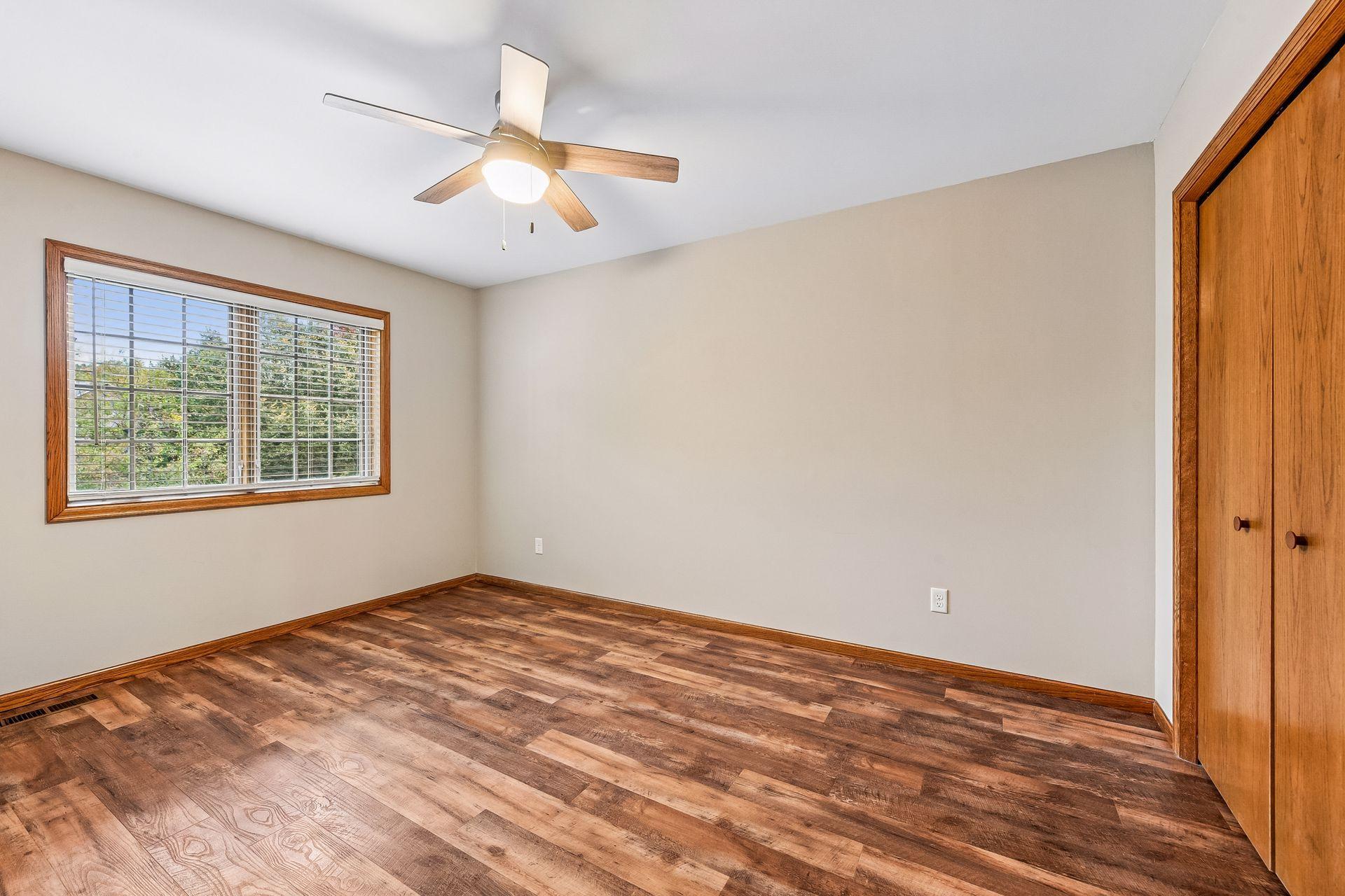 View of Residential at 3607 Sussex Place, Minnetonka MN 55345, Minnetonka (22 of 35) - Mike Wilen | Minnesota Team Real Estate
