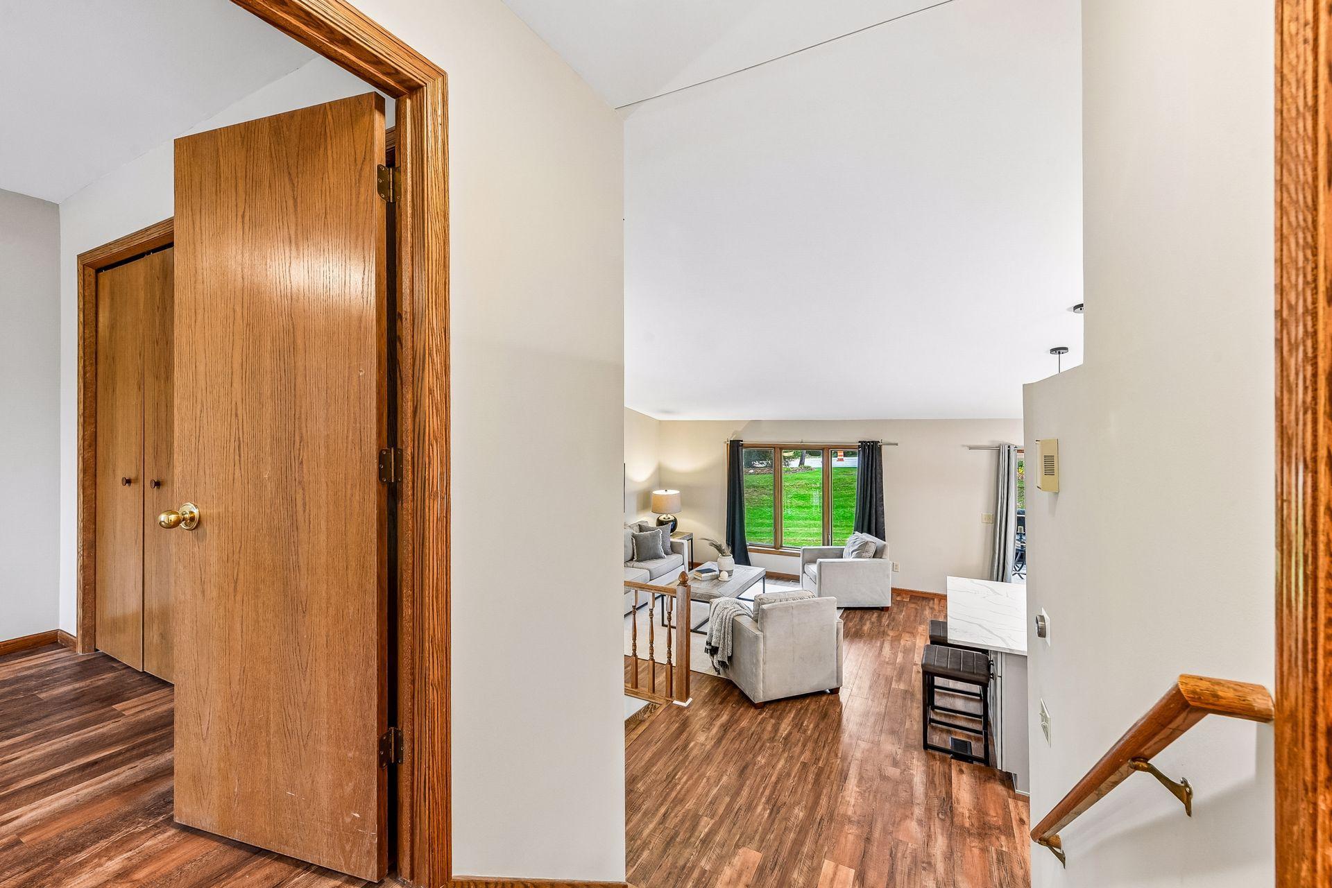 View of Residential at 3607 Sussex Place, Minnetonka MN 55345, Minnetonka (19 of 35) - Mike Wilen | Minnesota Team Real Estate
