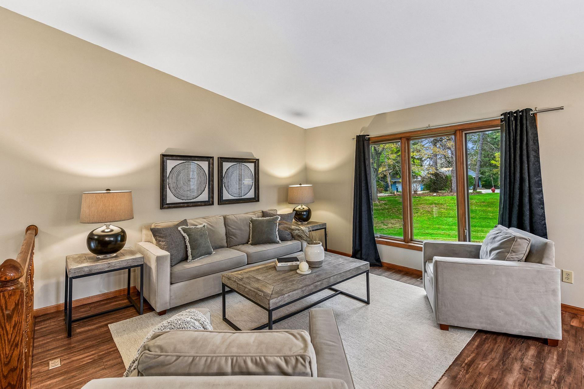View of Residential at 3607 Sussex Place, Minnetonka MN 55345, Minnetonka (10 of 35) - Mike Wilen | Minnesota Team Real Estate