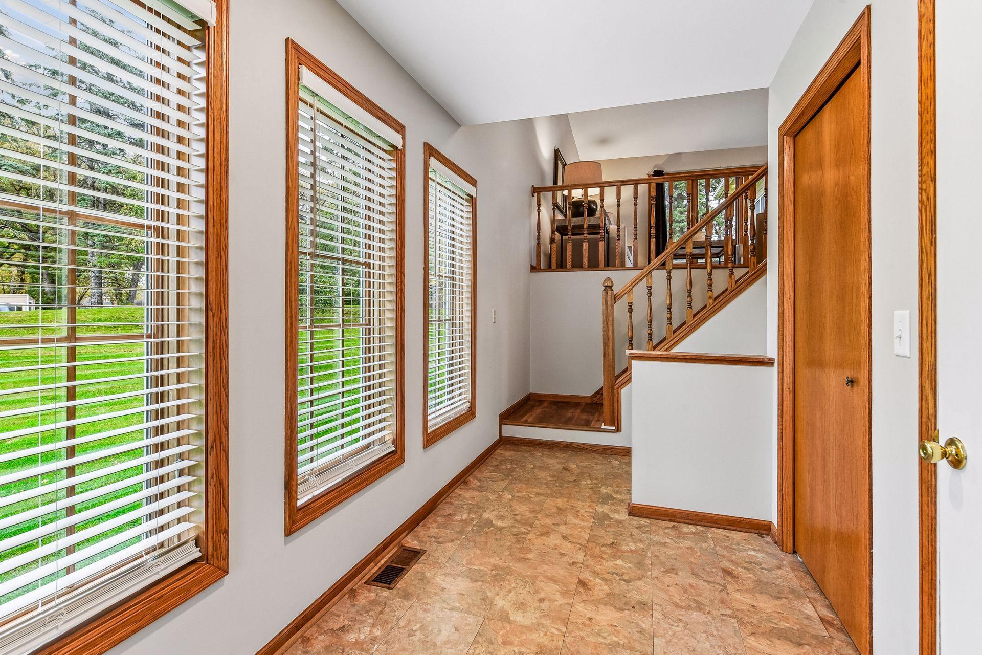 View of Residential at 3607 Sussex Place, Minnetonka MN 55345, Minnetonka (8 of 35) - Mike Wilen | Minnesota Team Real Estate