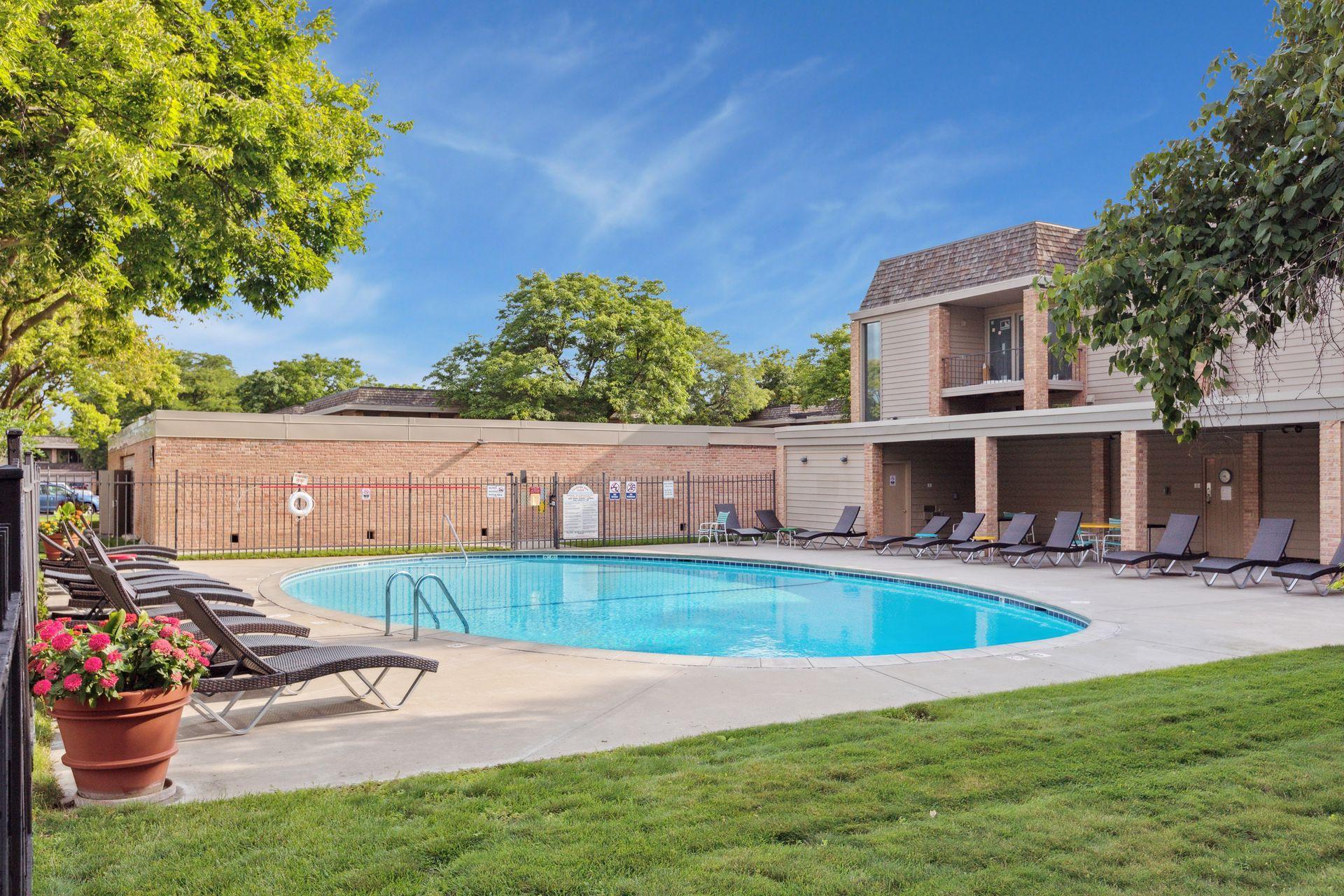 View of Residential at 6399 Barrie Road, Edina MN 55435, Edina (38 of 40) - Mike Wilen | Minnesota Team Real Estate