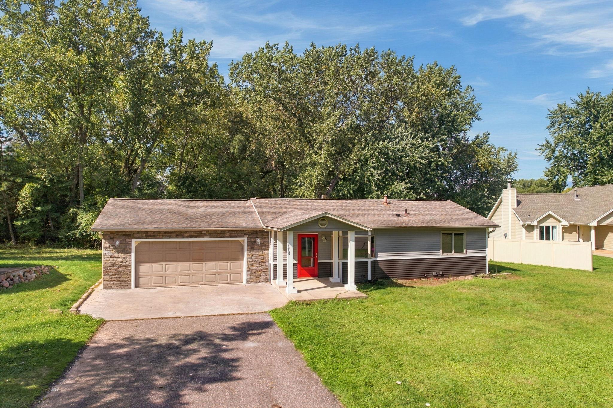 View of Residential at 17155 Hershey Court, Lakeville MN 55044, Lakeville (5 of 50) - Mike Wilen | Minnesota Team Real Estate
