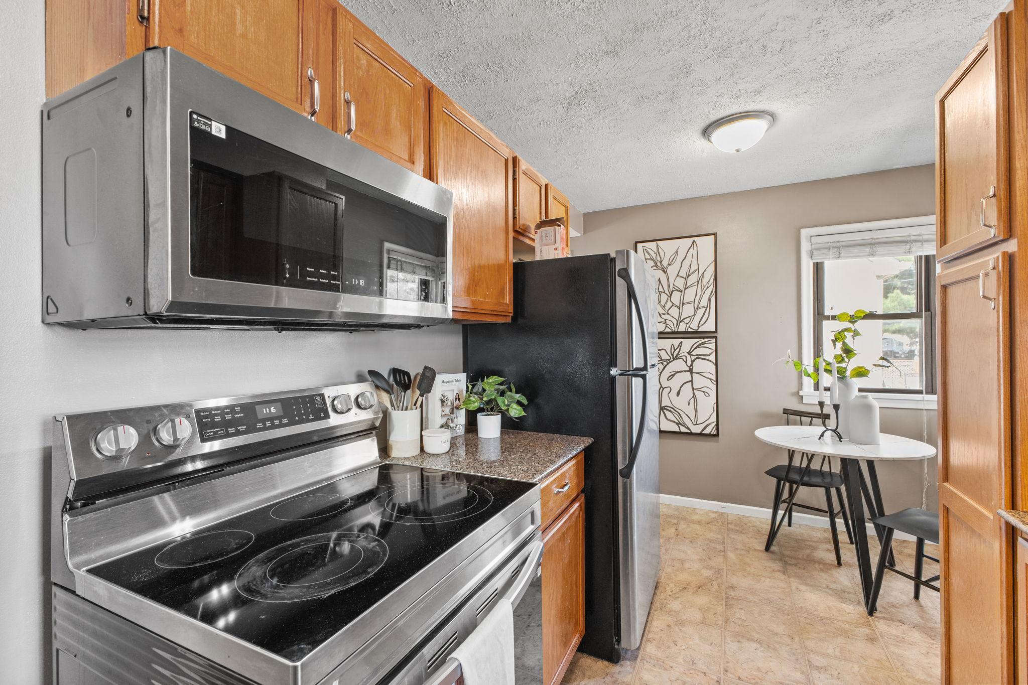View of Residential at 1965 Montana Avenue, Saint Paul MN 55119, Saint Paul (16 of 49) - Mike Wilen | Minnesota Team Real Estate