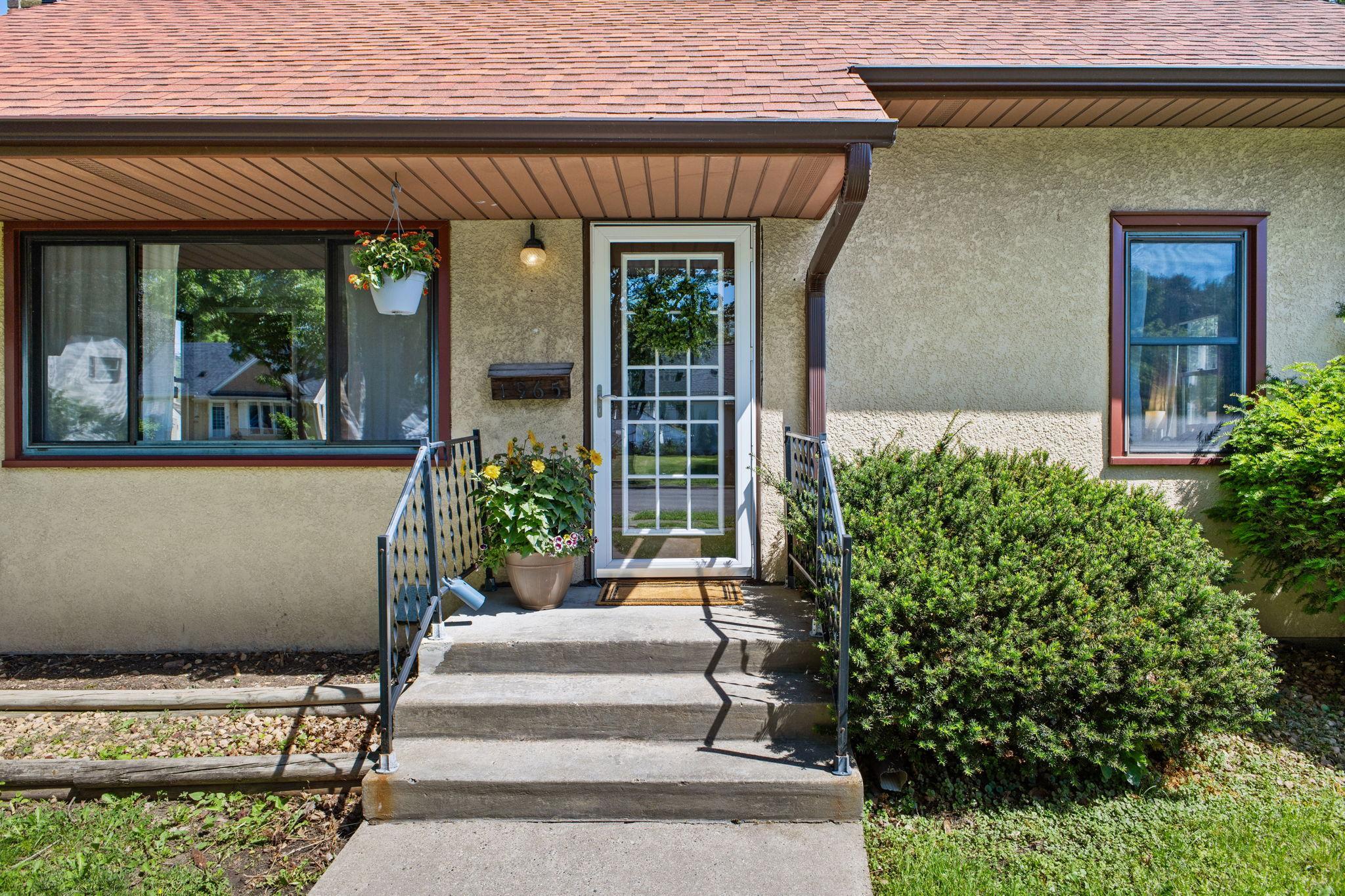 View of Residential at 1965 Montana Avenue, Saint Paul MN 55119, Saint Paul (7 of 49) - Mike Wilen | Minnesota Team Real Estate