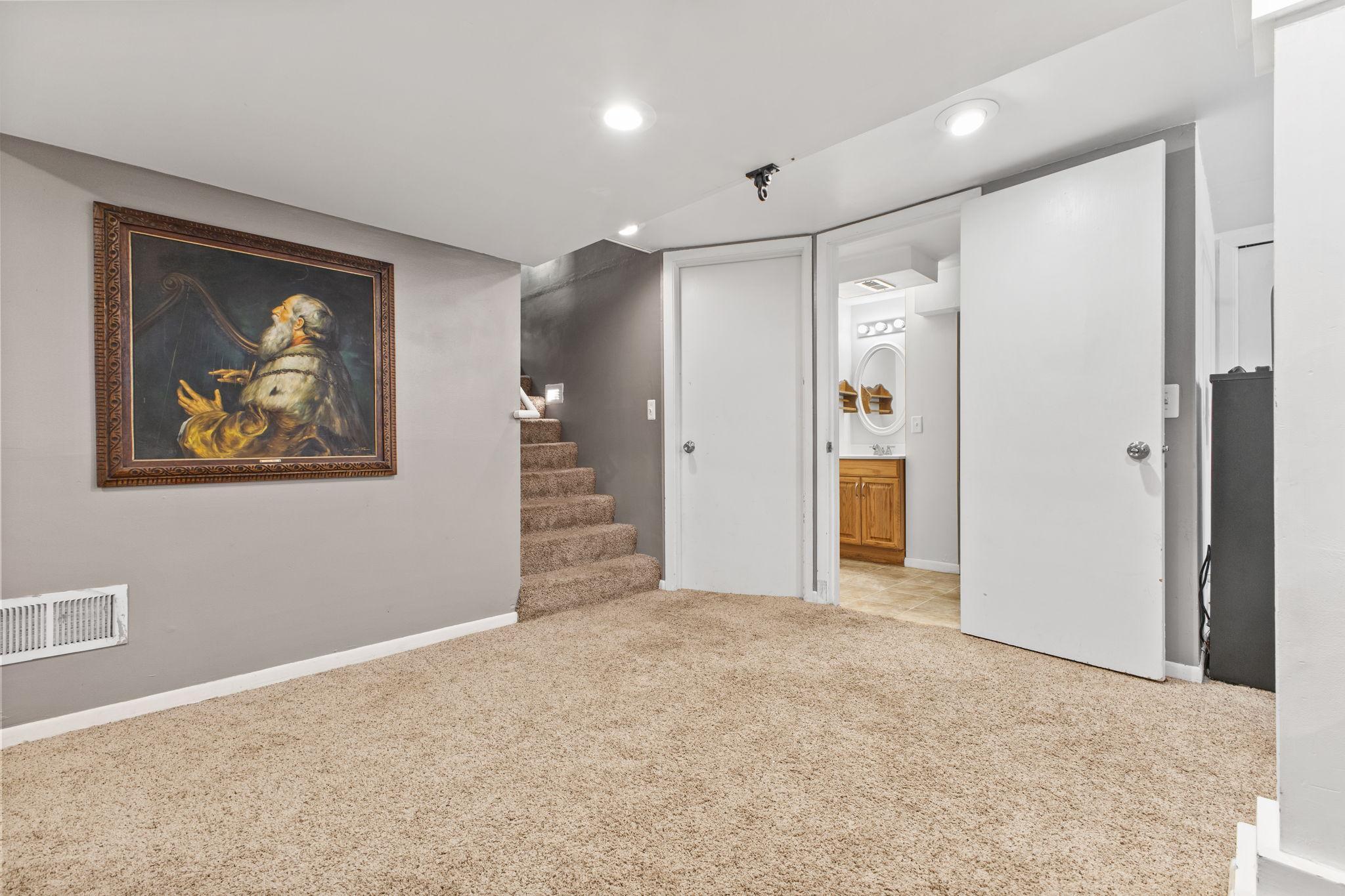 View of Residential at 1965 Montana Avenue, Saint Paul MN 55119, Saint Paul (26 of 49) - Mike Wilen | Minnesota Team Real Estate