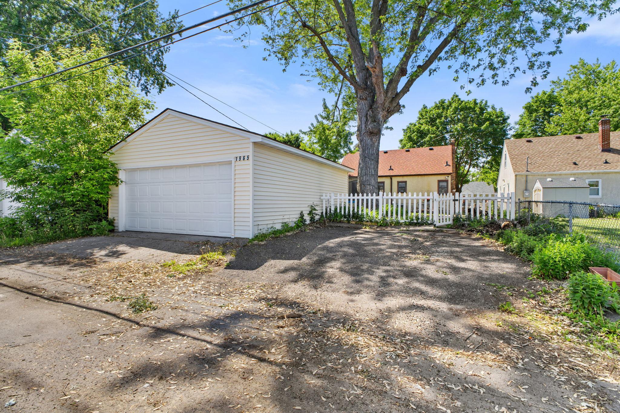 View of Residential at 1965 Montana Avenue, Saint Paul MN 55119, Saint Paul (35 of 49) - Mike Wilen | Minnesota Team Real Estate
