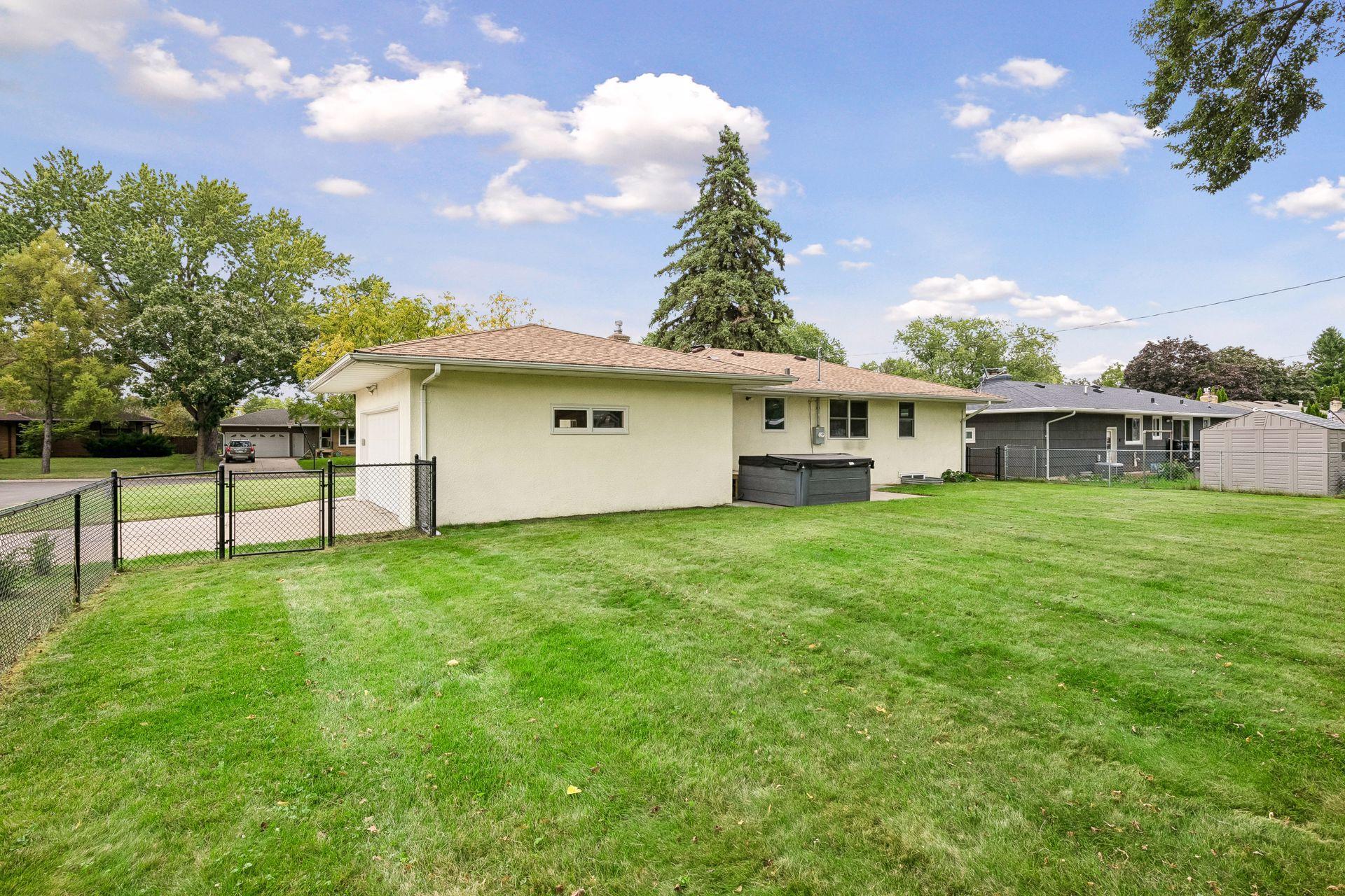 View of Residential at 1416 Clarmar Avenue, Roseville MN 55113, Roseville (48 of 91) - Mike Wilen | Minnesota Team Real Estate