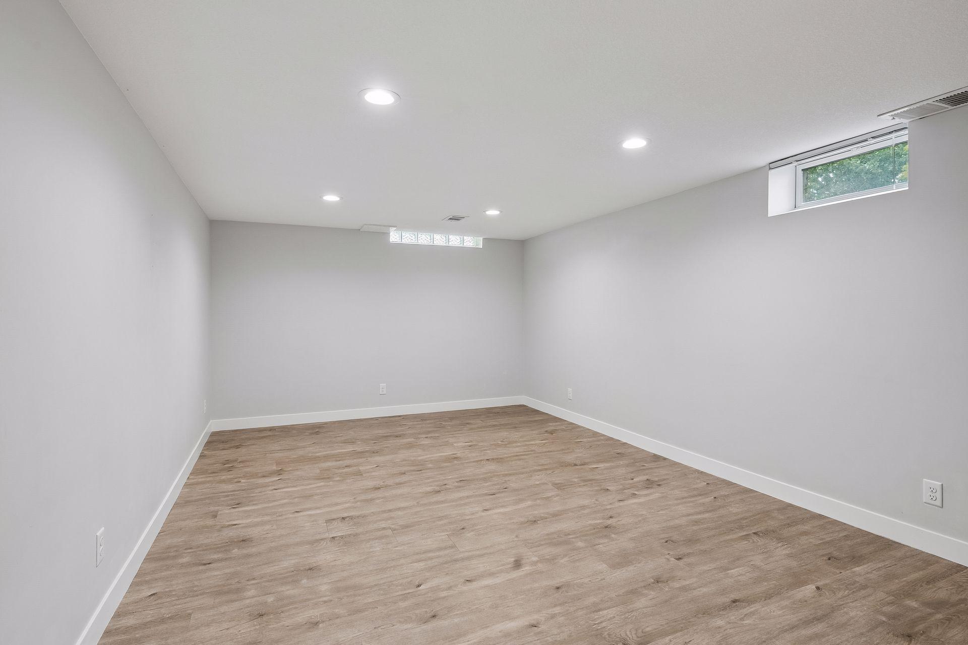 View of Residential at 1416 Clarmar Avenue, Roseville MN 55113, Roseville (34 of 91) - Mike Wilen | Minnesota Team Real Estate