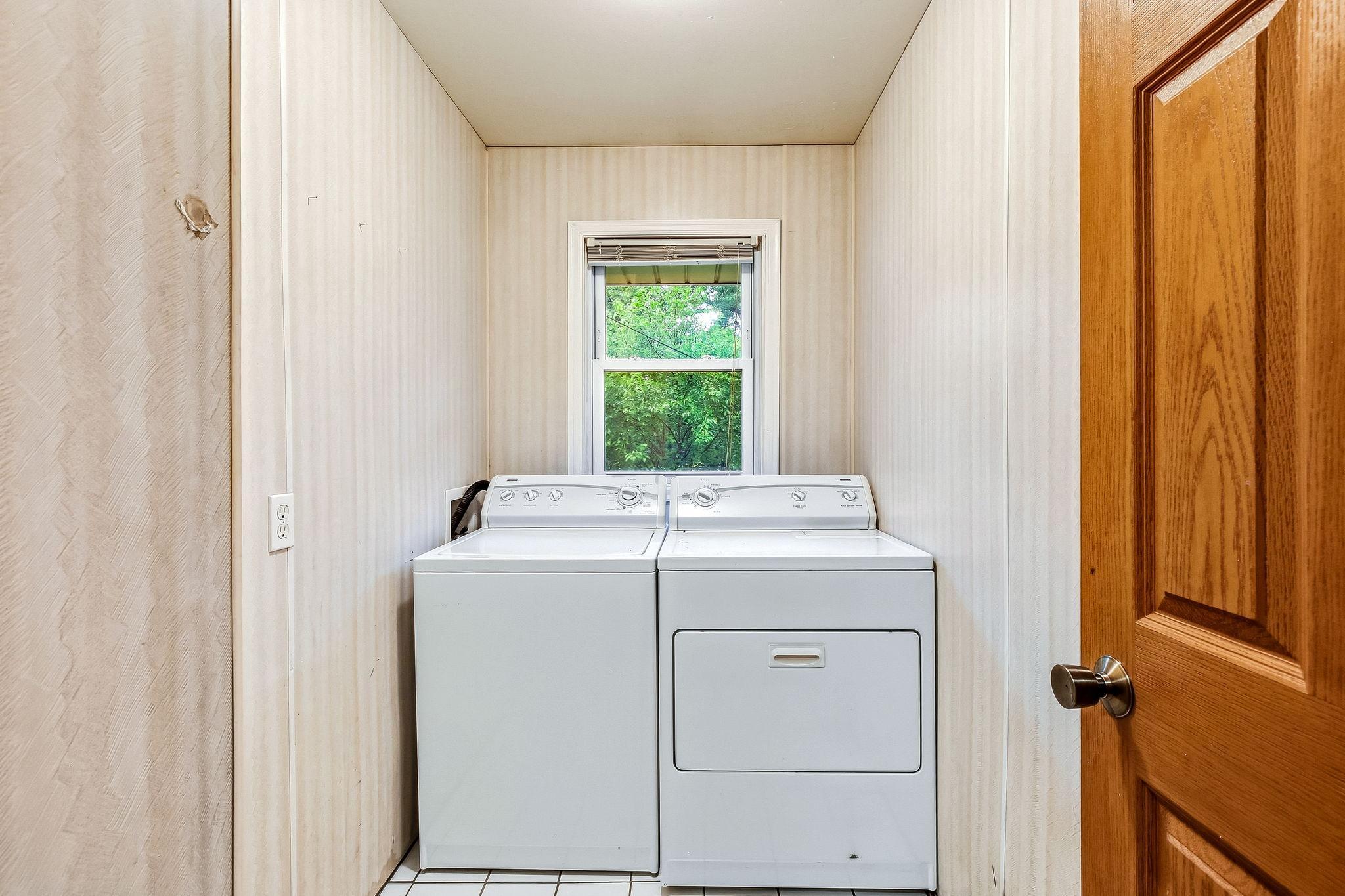 View of Residential at 11324 Quinn Street, Coon Rapids MN 55433, Coon Rapids (17 of 30) - Mike Wilen | Minnesota Team Real Estate