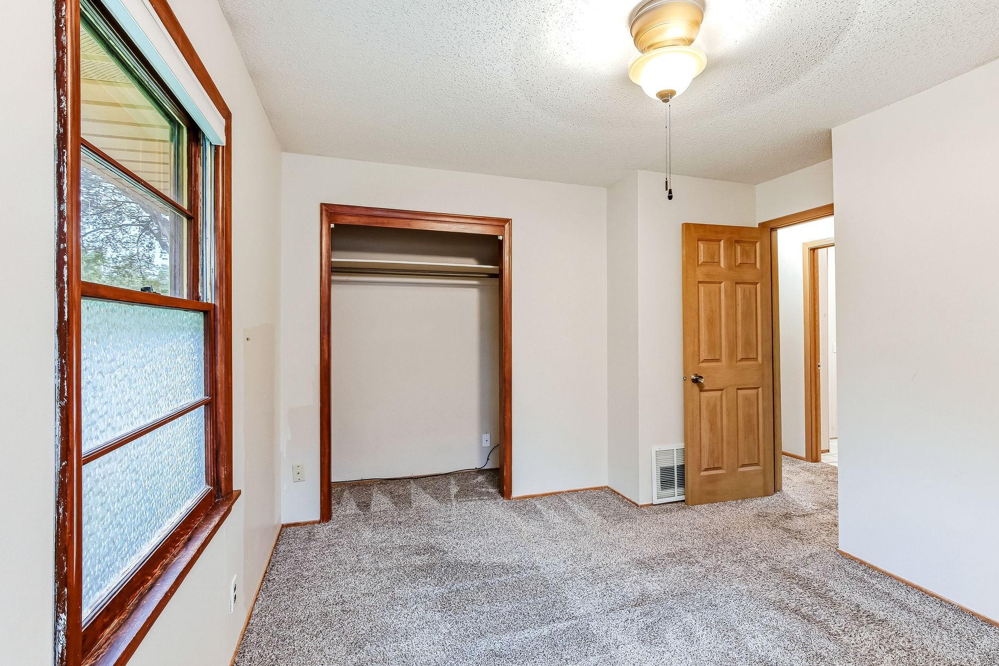View of Residential at 11324 Quinn Street, Coon Rapids MN 55433, Coon Rapids (14 of 30) - Mike Wilen | Minnesota Team Real Estate