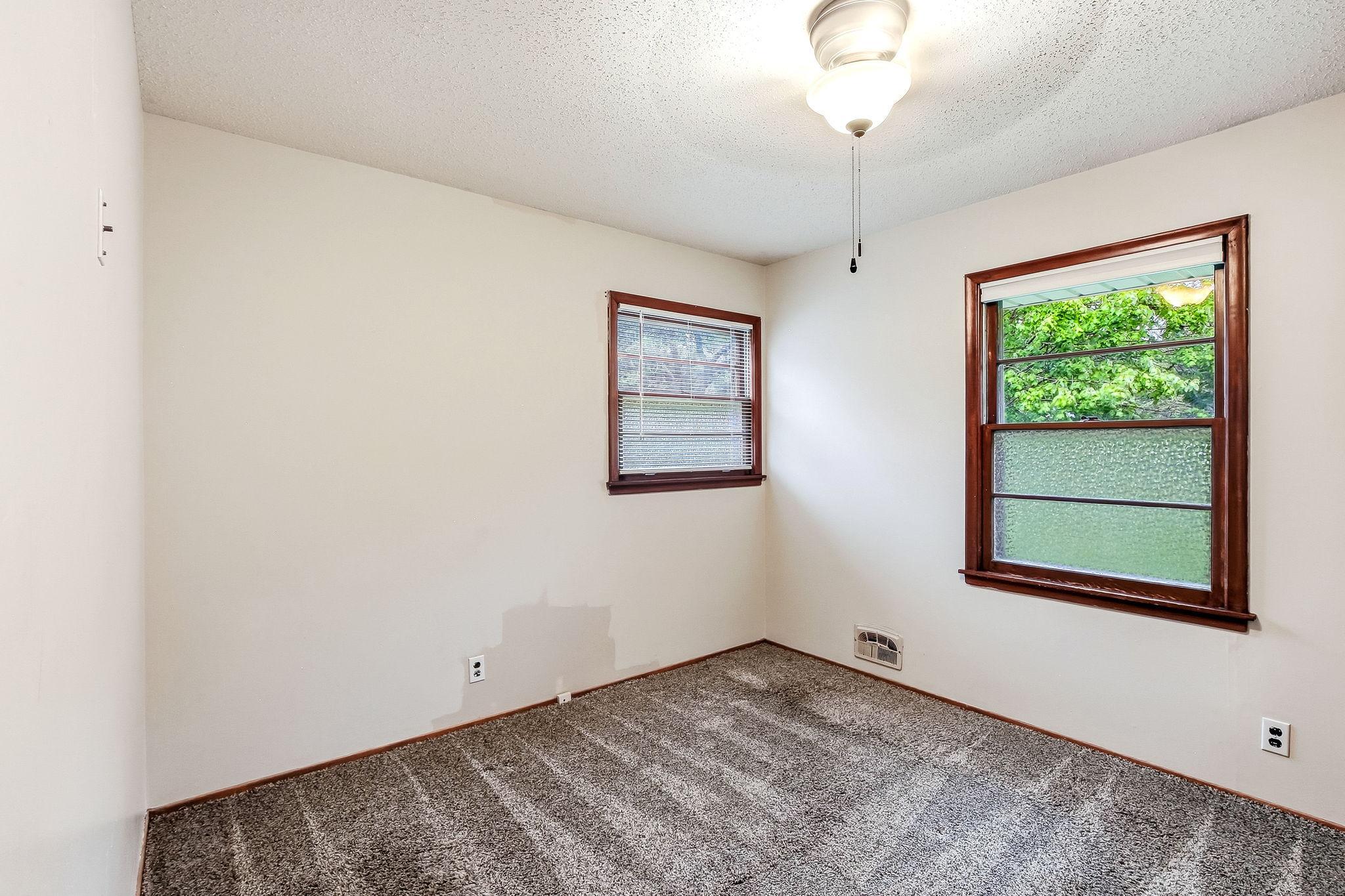 View of Residential at 11324 Quinn Street, Coon Rapids MN 55433, Coon Rapids (13 of 30) - Mike Wilen | Minnesota Team Real Estate