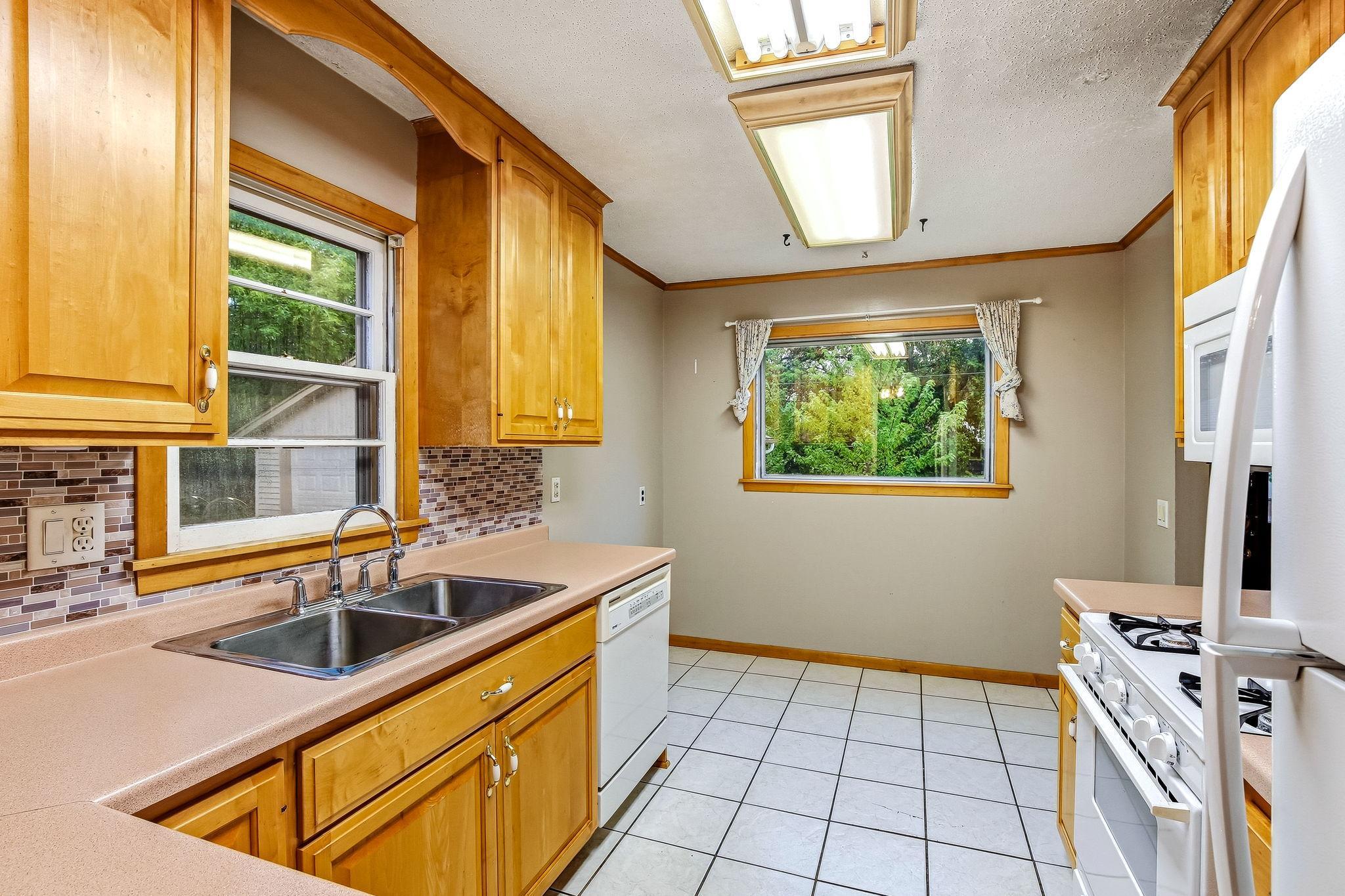 View of Residential at 11324 Quinn Street, Coon Rapids MN 55433, Coon Rapids (7 of 30) - Mike Wilen | Minnesota Team Real Estate