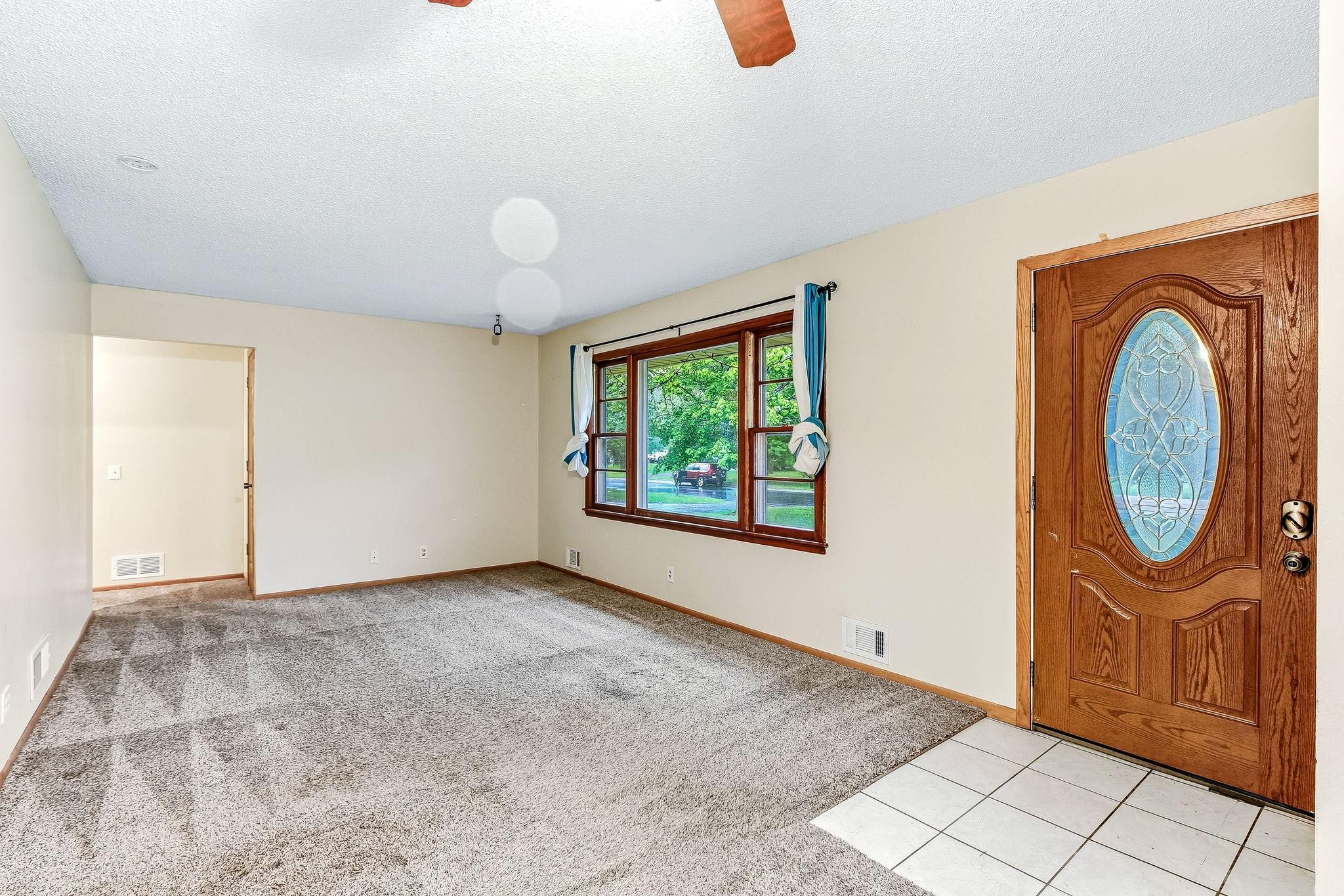 View of Residential at 11324 Quinn Street, Coon Rapids MN 55433, Coon Rapids (5 of 30) - Mike Wilen | Minnesota Team Real Estate
