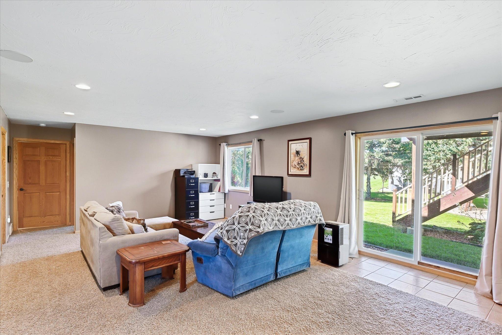 View of Residential at 952 Chestnut Street, Belle Plaine MN 56011, Belle Plaine (18 of 30) - Mike Wilen | Minnesota Team Real Estate