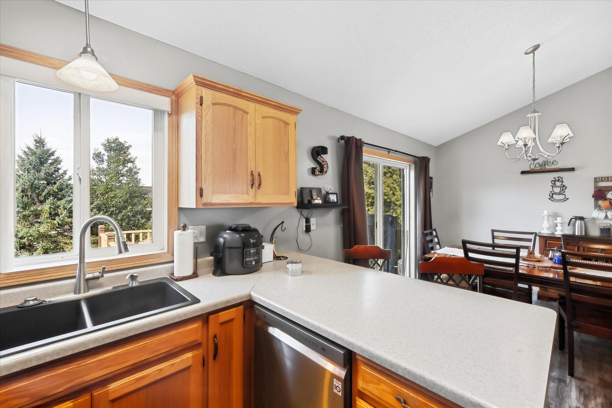 View of Residential at 952 Chestnut Street, Belle Plaine MN 56011, Belle Plaine (11 of 30) - Mike Wilen | Minnesota Team Real Estate