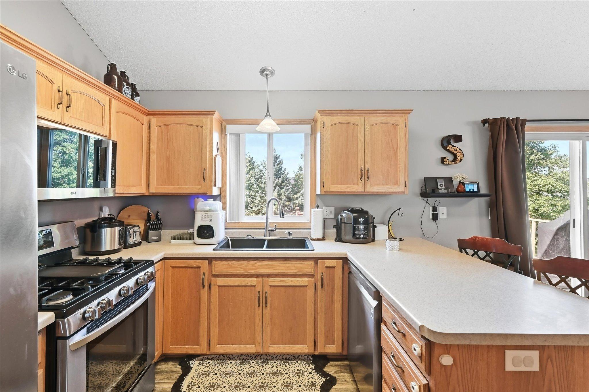 View of Residential at 952 Chestnut Street, Belle Plaine MN 56011, Belle Plaine (10 of 30) - Mike Wilen | Minnesota Team Real Estate