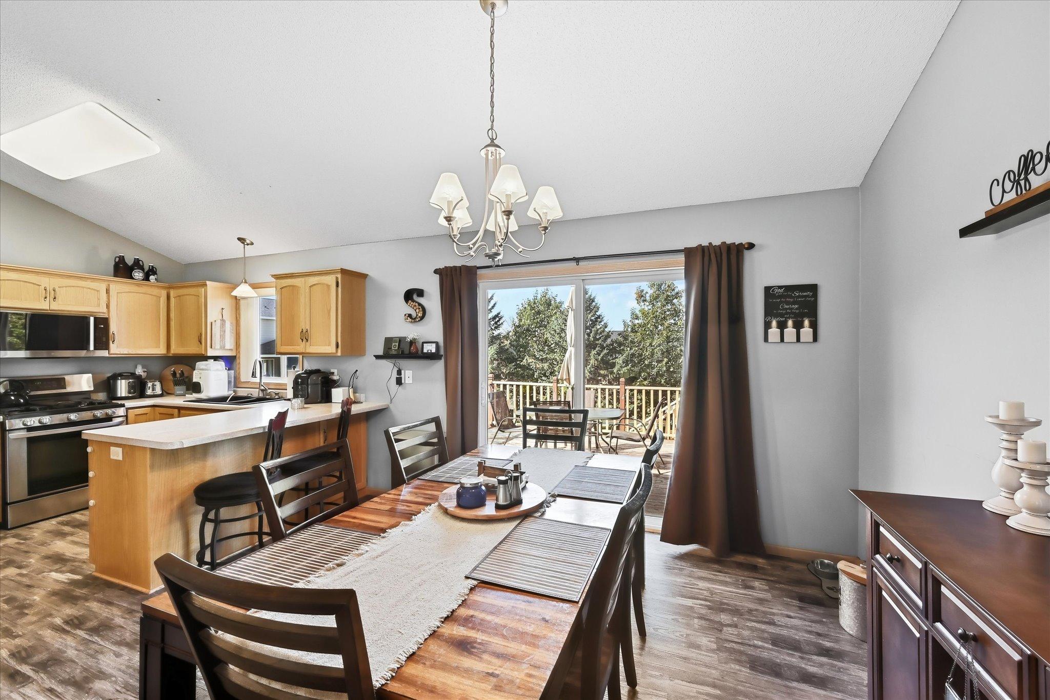 View of Residential at 952 Chestnut Street, Belle Plaine MN 56011, Belle Plaine (7 of 30) - Mike Wilen | Minnesota Team Real Estate