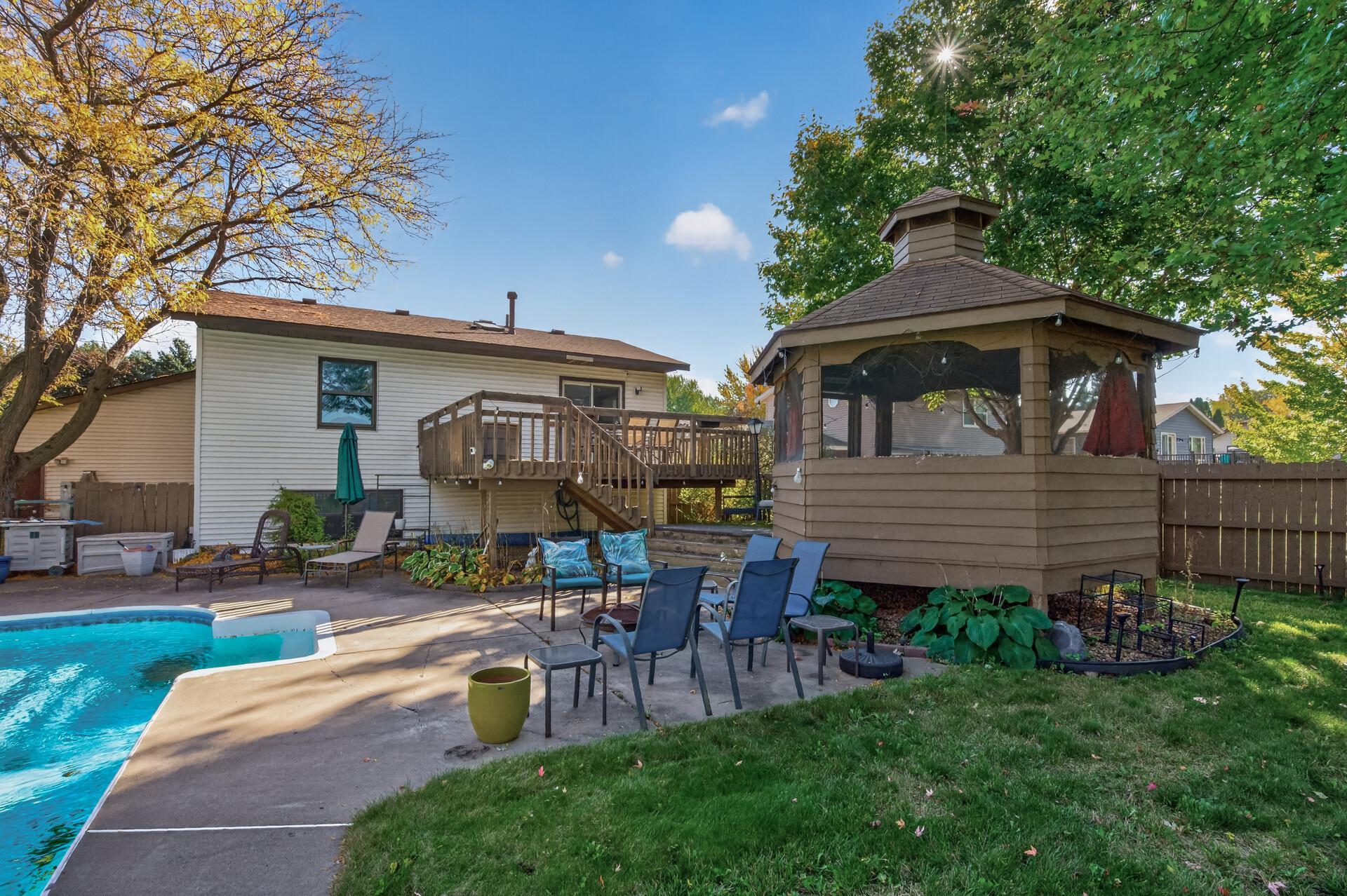 View of Residential at 2236 Helena Avenue, Oakdale MN 55128, Oakdale (48 of 50) - Mike Wilen | Minnesota Team Real Estate