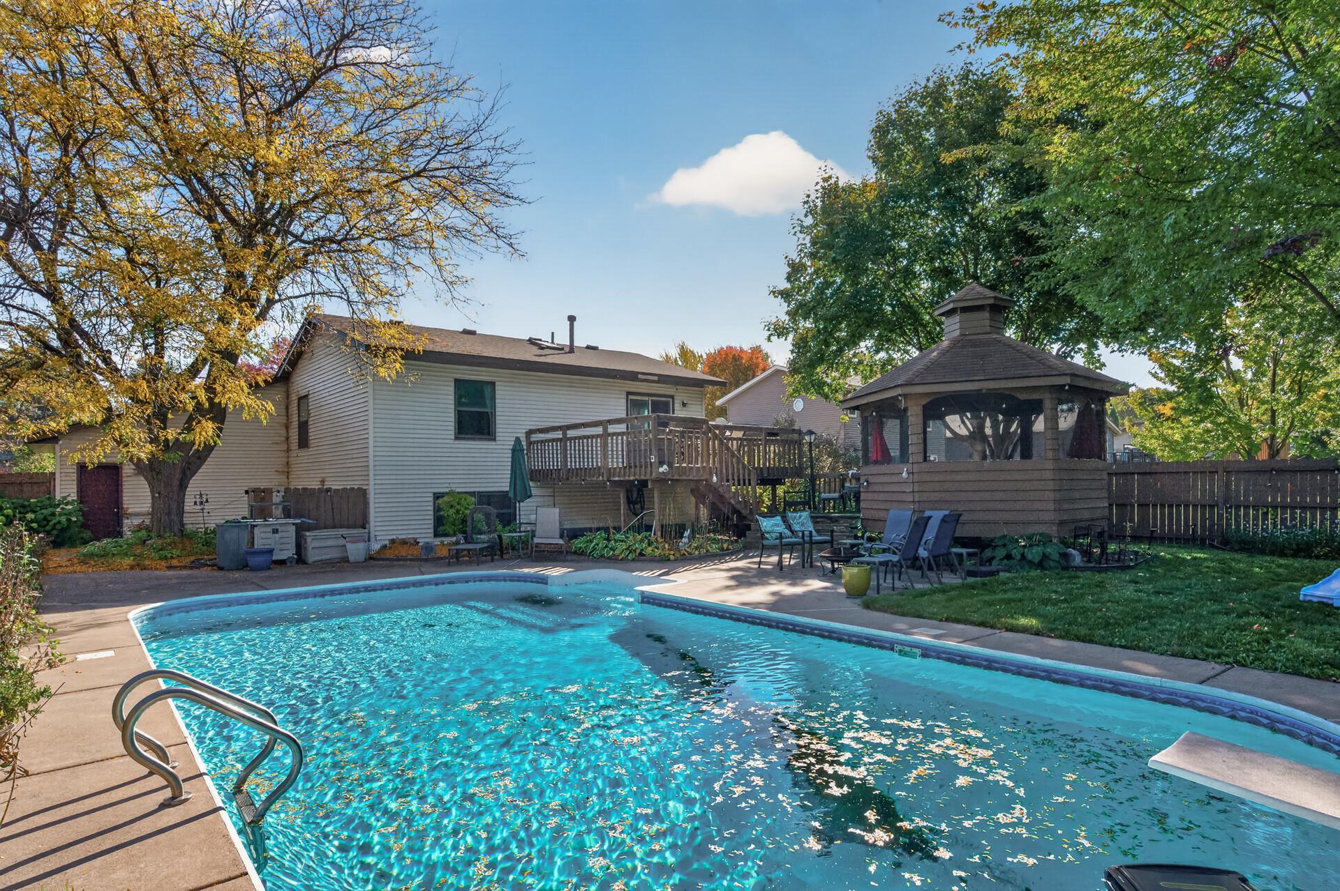 View of Residential at 2236 Helena Avenue, Oakdale MN 55128, Oakdale (44 of 50) - Mike Wilen | Minnesota Team Real Estate