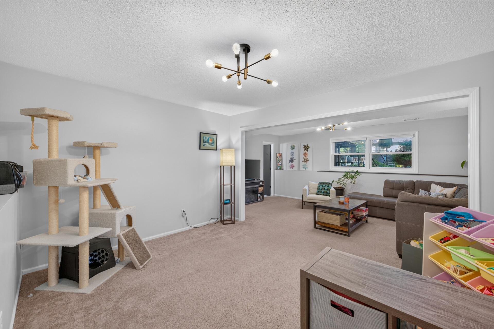 View of Residential at 2236 Helena Avenue, Oakdale MN 55128, Oakdale (34 of 50) - Mike Wilen | Minnesota Team Real Estate